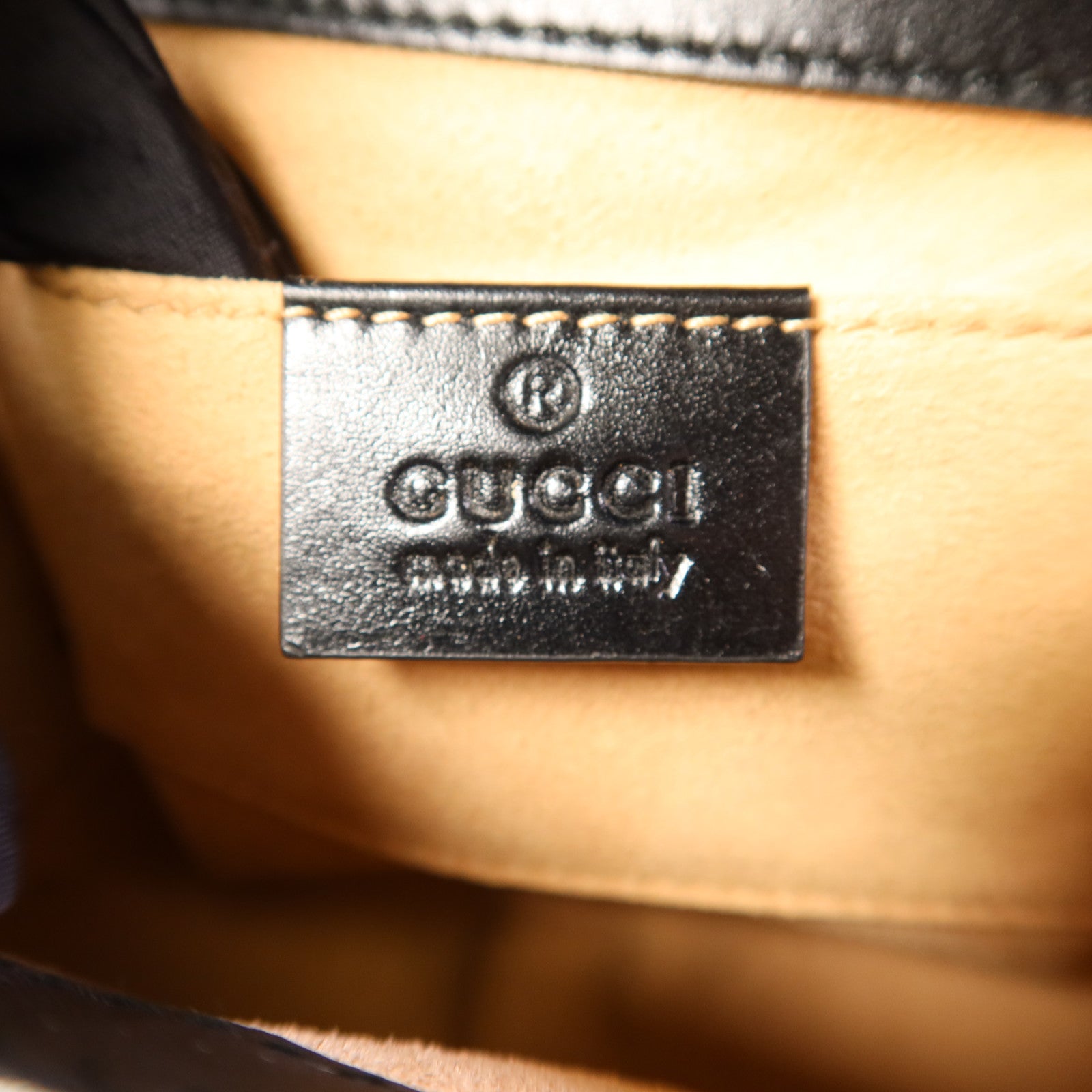 GUCCI 牛皮皮革Padlock金扣鏈帶肩背袋