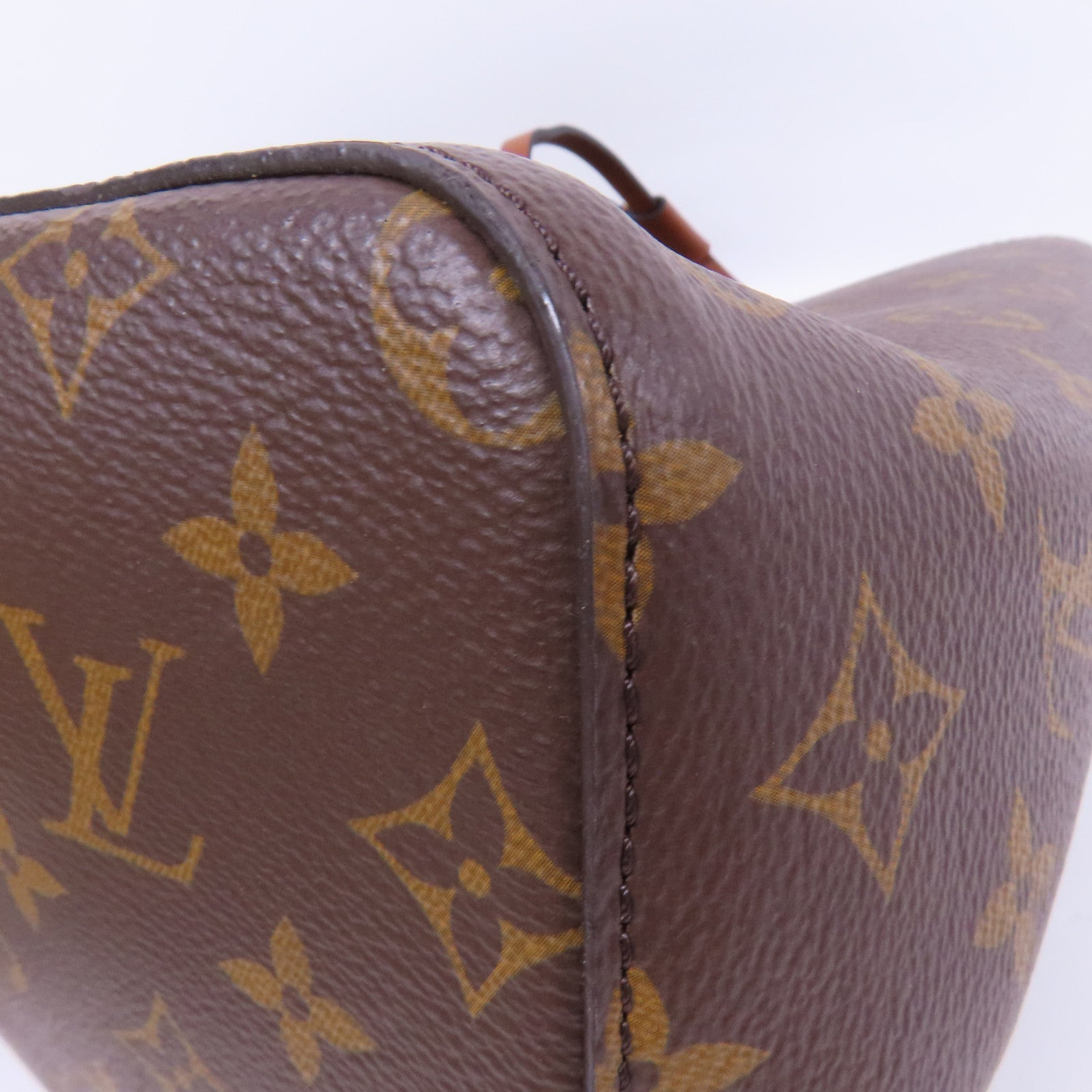 LOUIS VUITTON Monogram NeoNoe MM金扣肩背袋