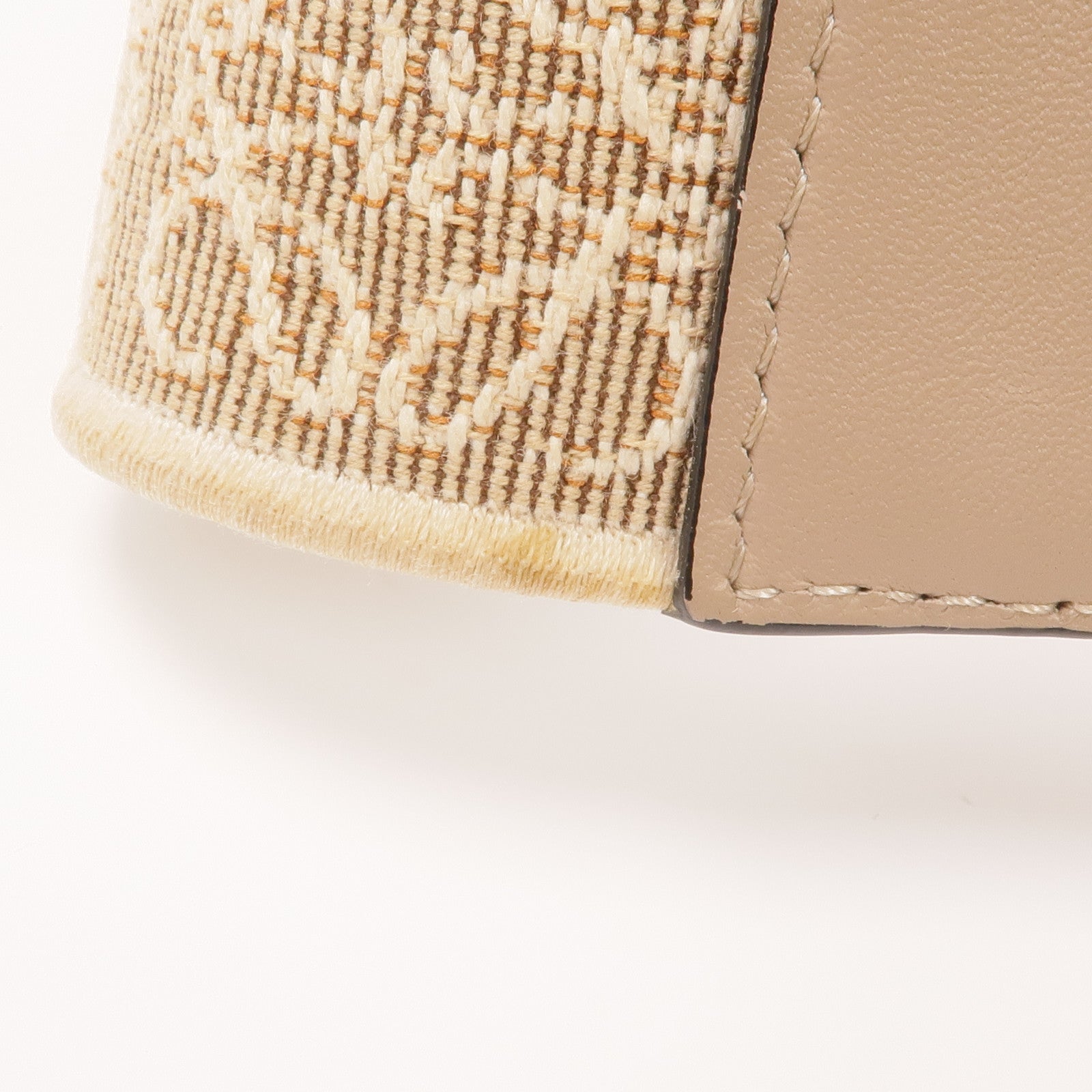 LOEWE 牛皮皮革Gate Small金扣肩背袋