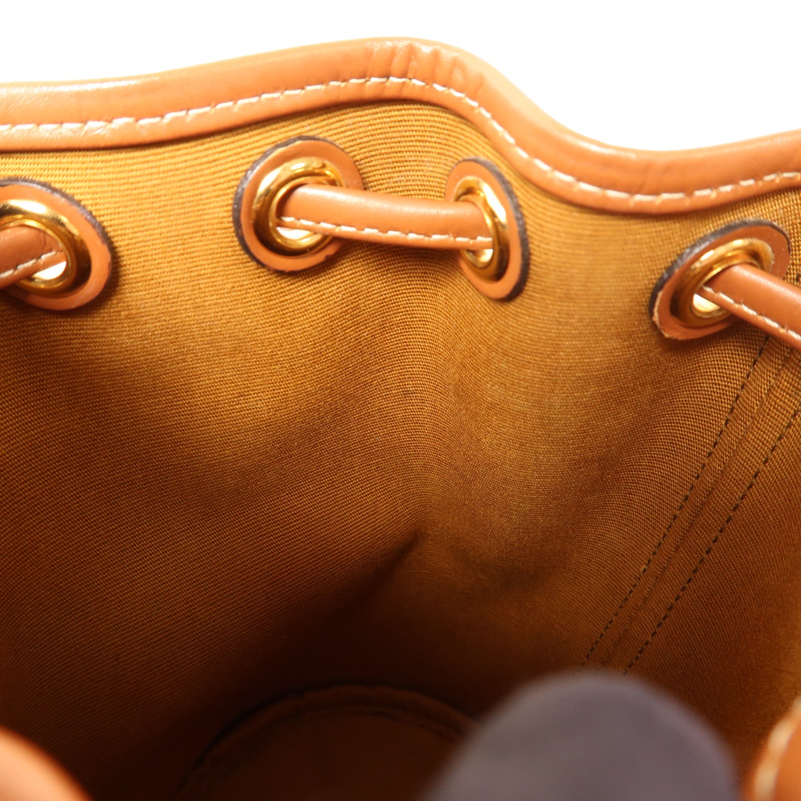 CELINE 塗層帆布Triomphe Bucket Bag金扣肩背袋
