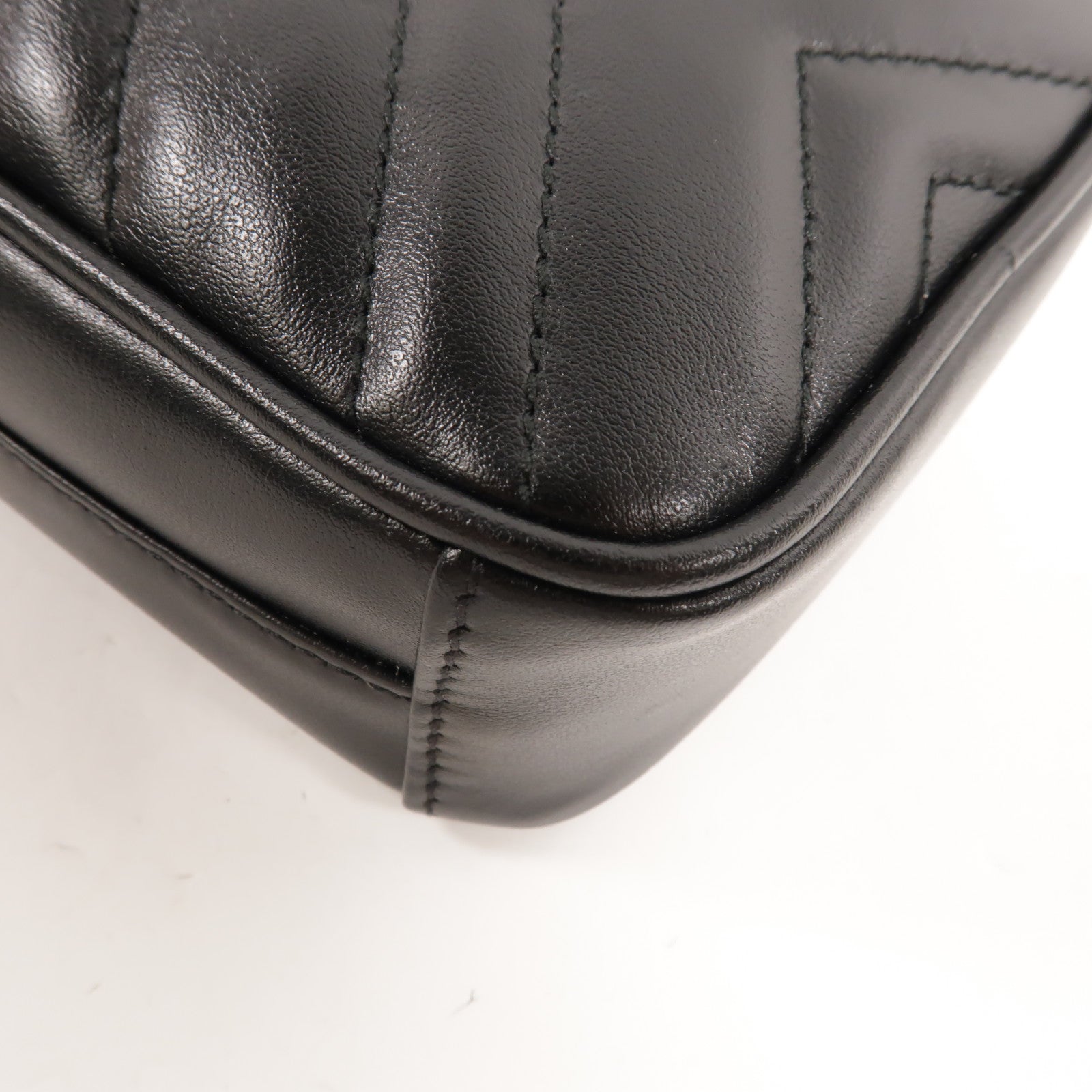 GUCCI 牛皮皮革GG Marmont Mini鏈帶肩背袋