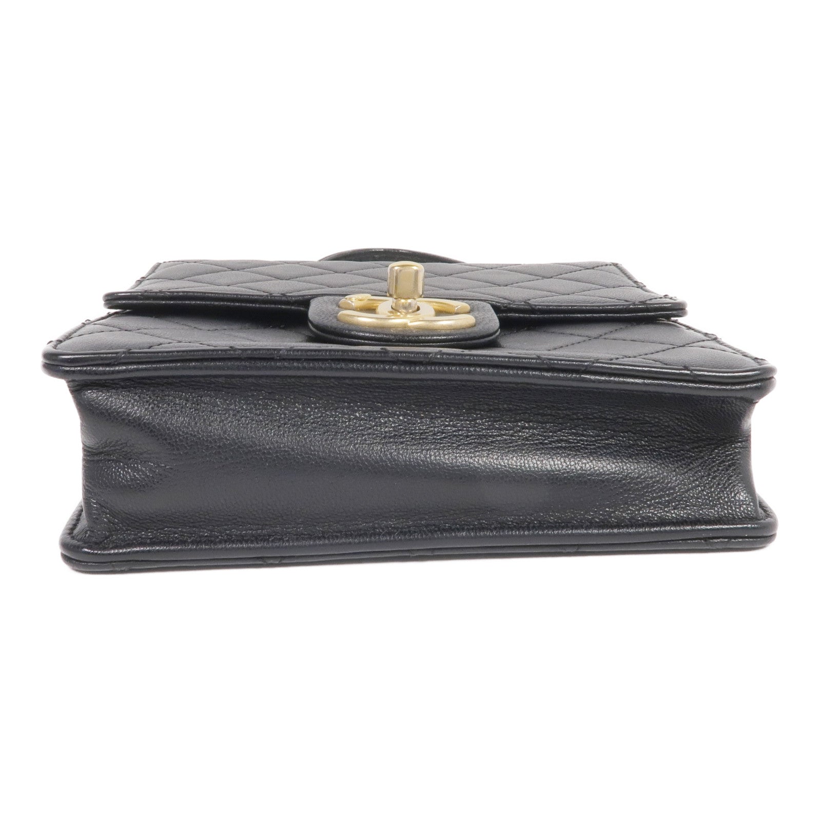 CHANEL 牛皮皮革Chain Shoulder金扣鏈帶肩背袋