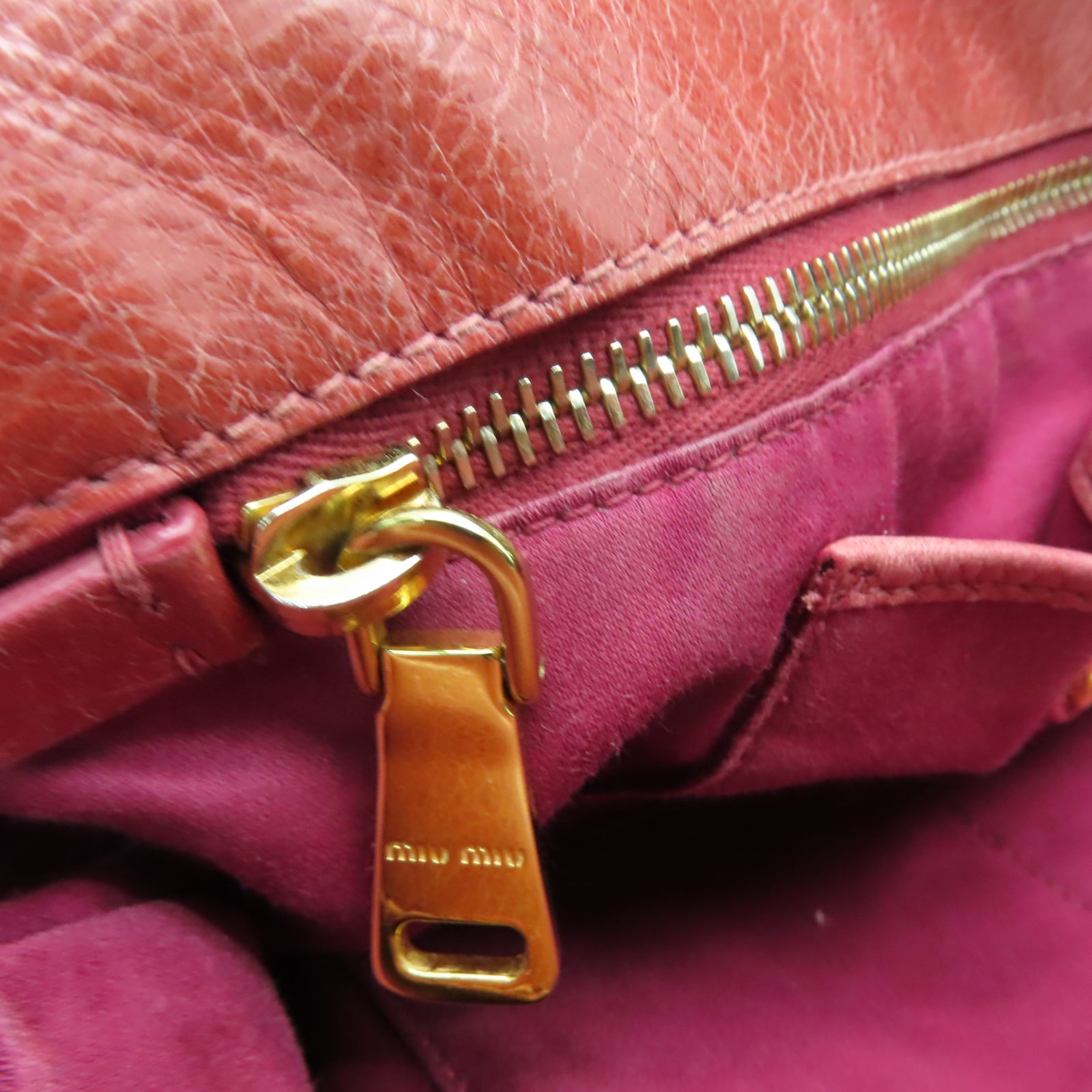 Miu Miu 【激減優惠】牛皮皮革2 Way Shoulder金扣手挽肩背兩用袋粉紅色