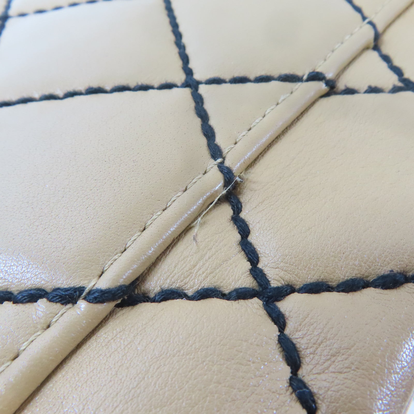 CHANEL 菱格牛皮皮革Chain Shoulder金扣鏈帶肩背袋啡色