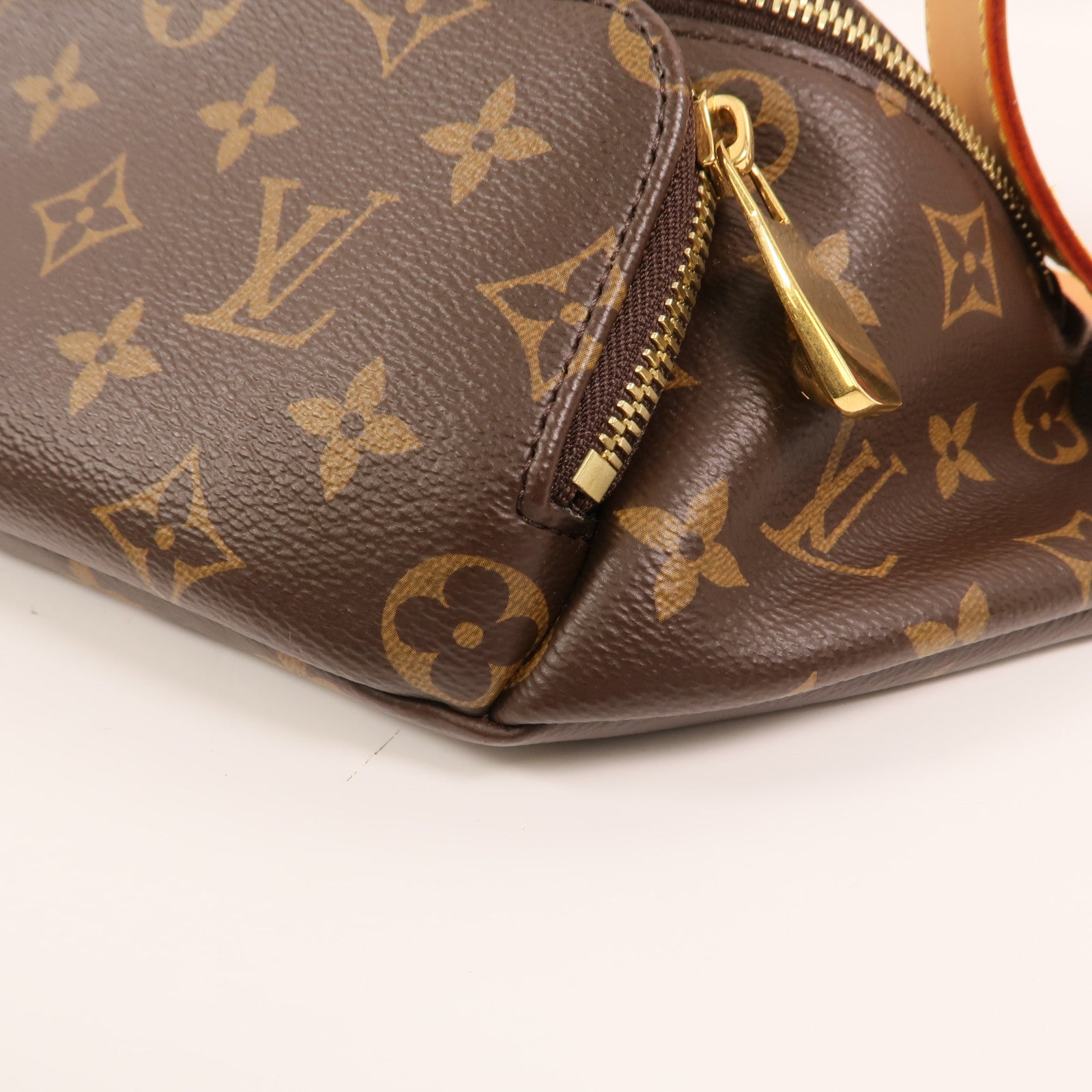 LOUIS VUITTON Monogram Rush Bumbag金扣腰包