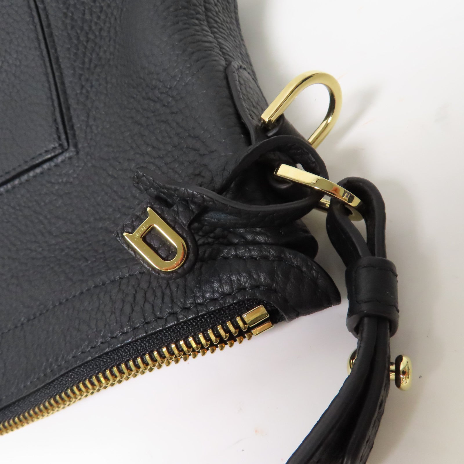 Delvaux 牛皮皮革Taurillon Soft Delvaux Pin Swing金扣手挽肩背兩用袋黑色