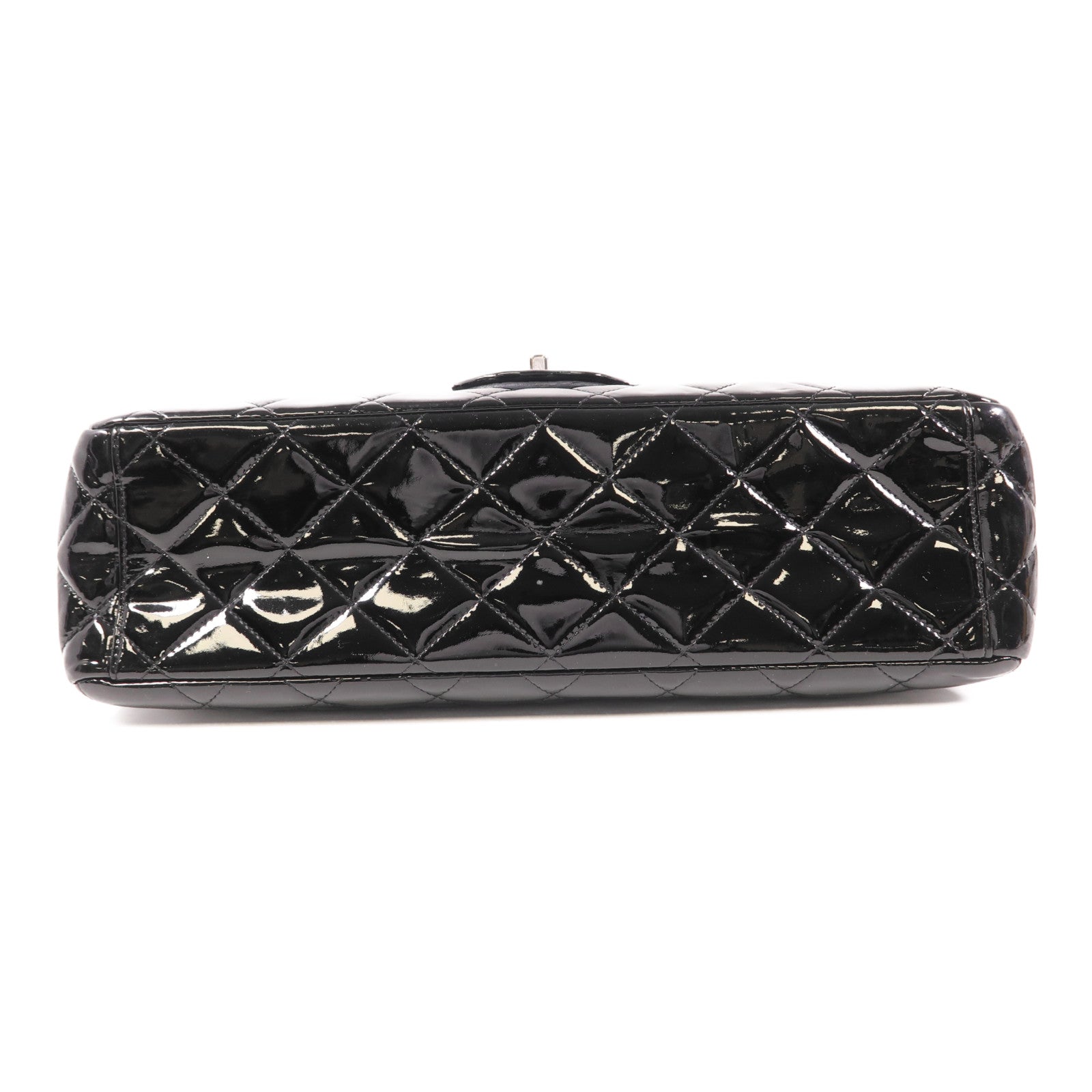 CHANEL 漆皮皮革Maxi Classic銀扣鏈帶肩背袋