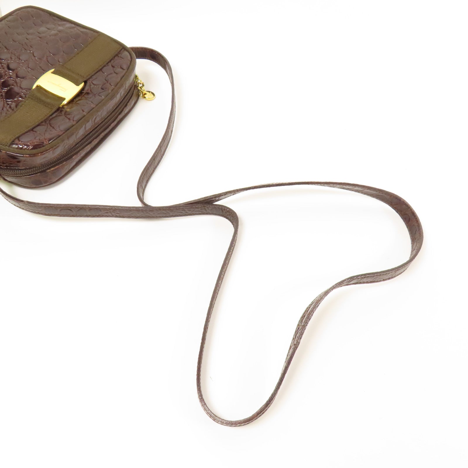 Salvatore Ferragamo 牛皮皮革Shoulder Bag金扣肩背袋