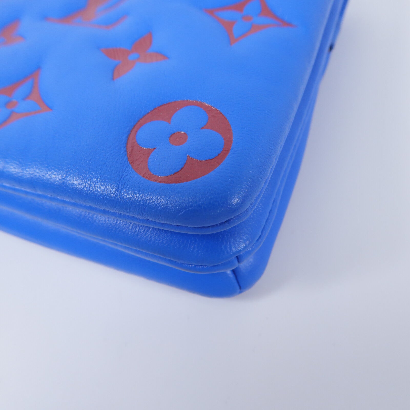 LOUIS VUITTON Monogram Embossed Pochette Coussin鏈帶肩背袋