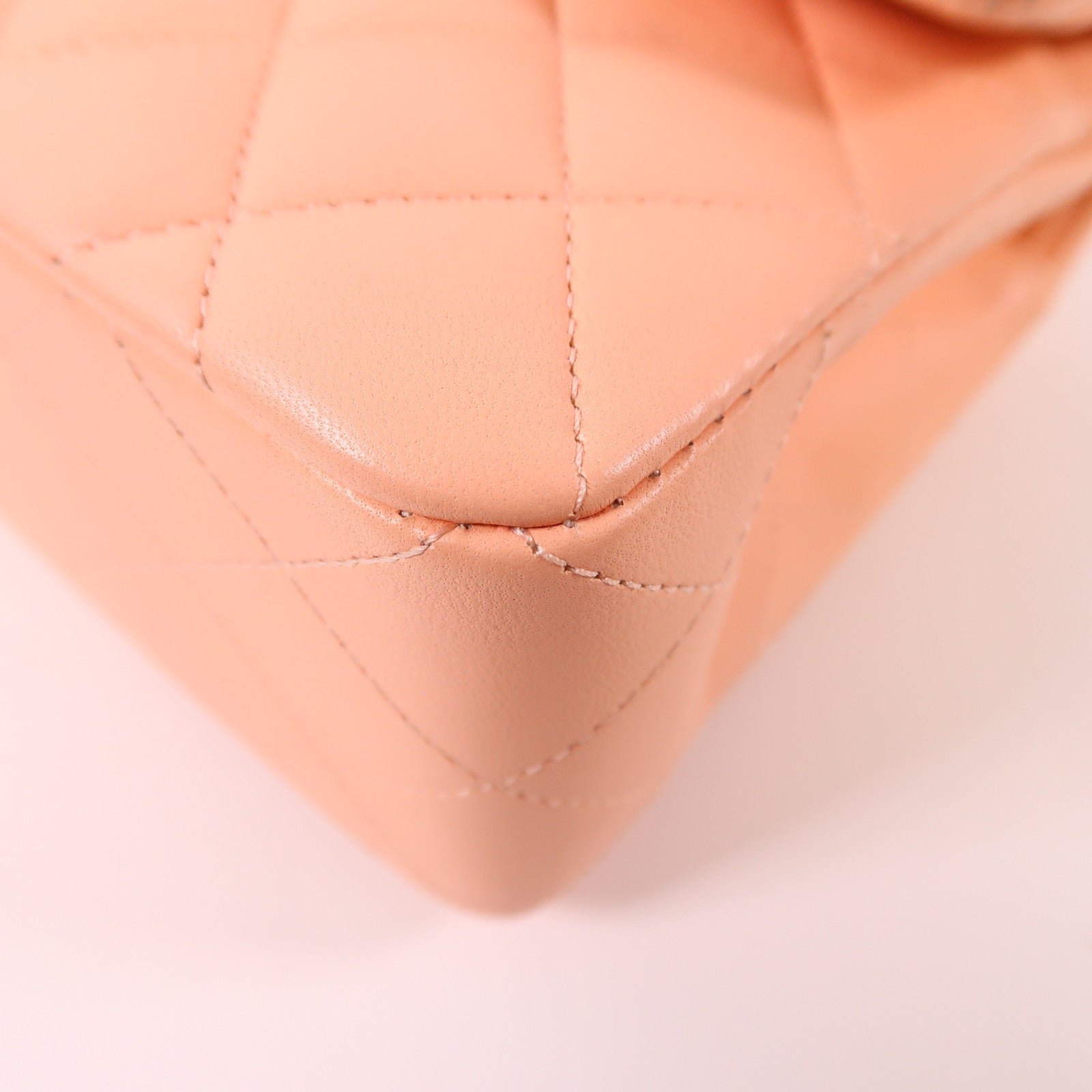 CHANEL 羊皮皮革Classic 23金扣鏈帶肩背袋