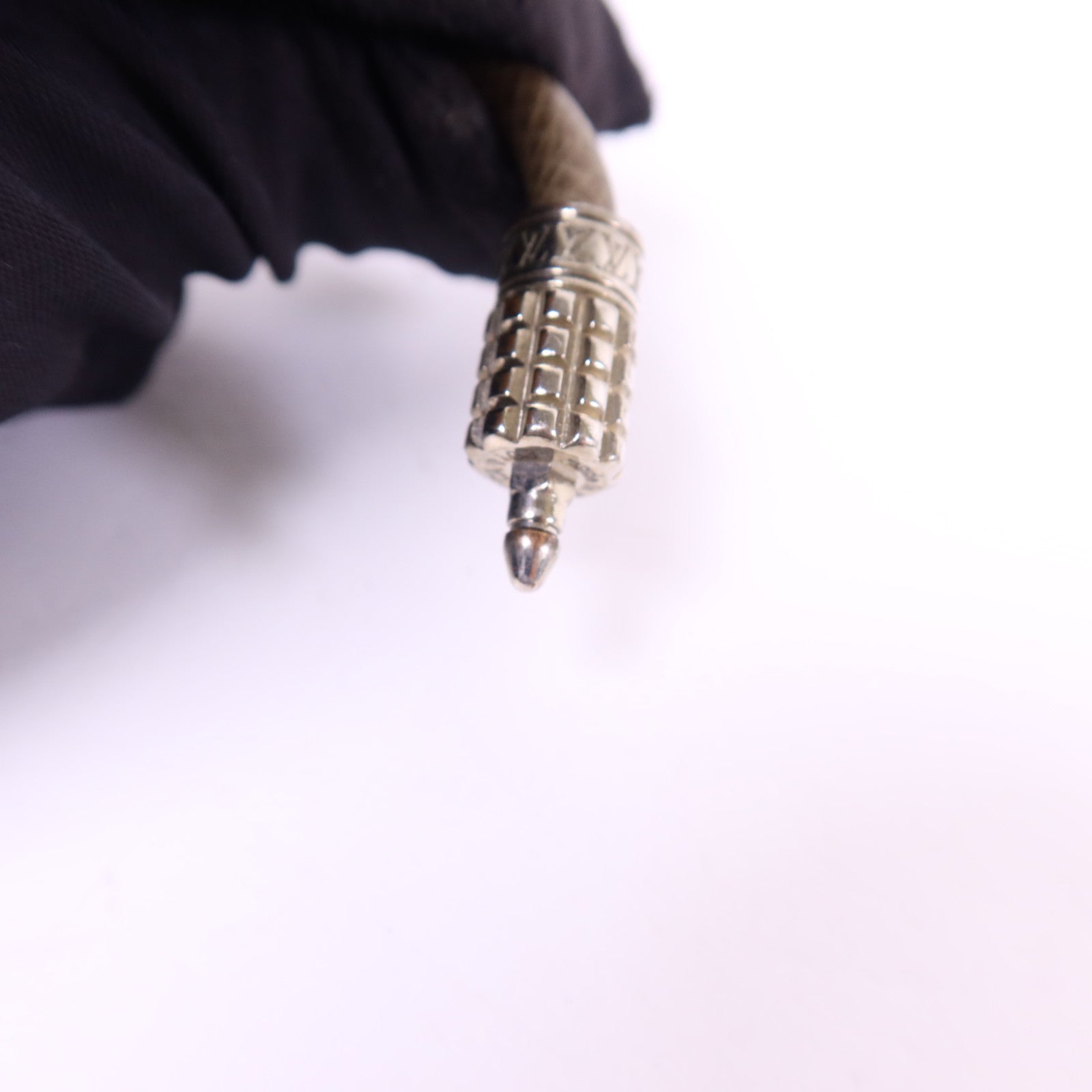 LOUIS VUITTON 皮革/金屬Digit Armband Bangle手鐲