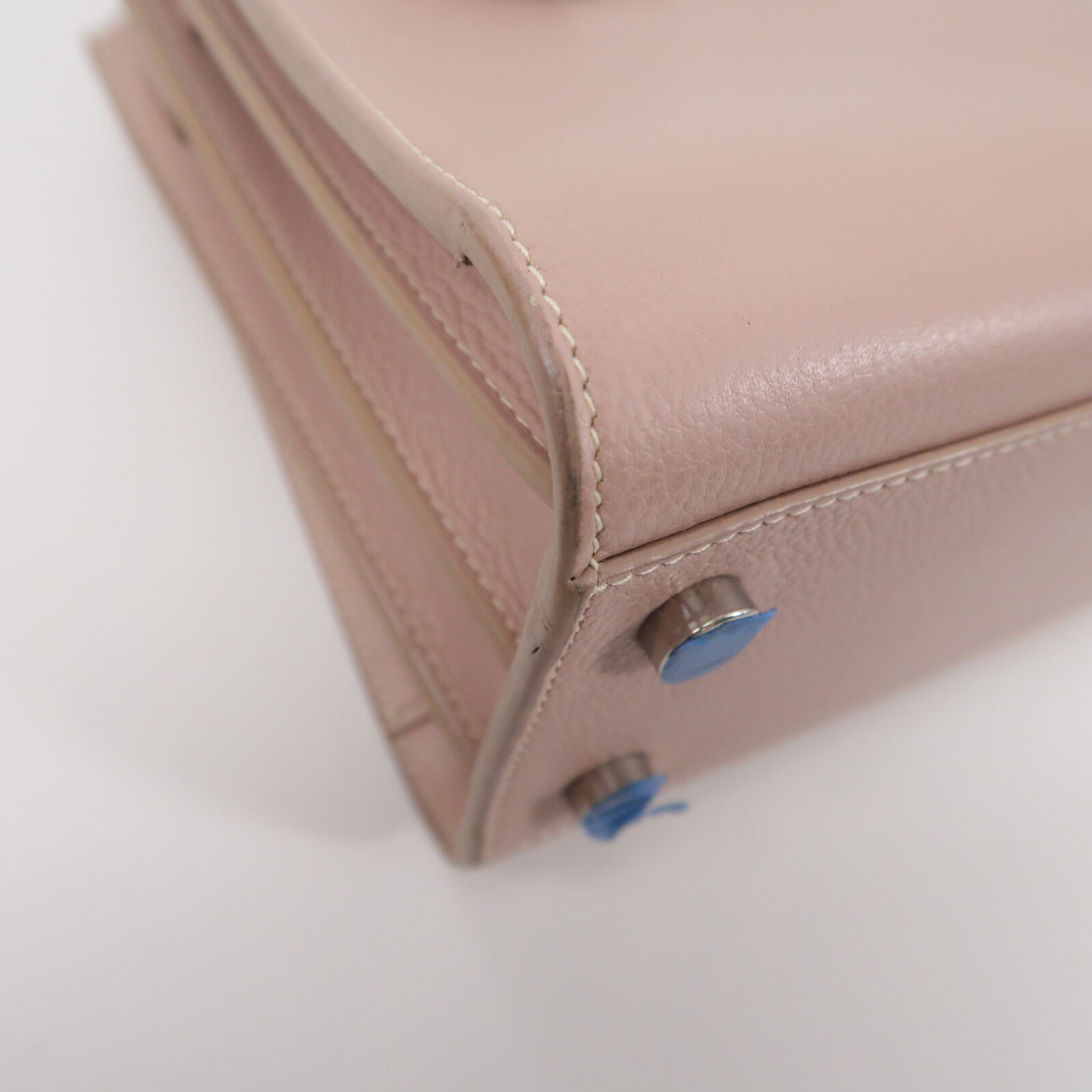 YVES SAINT LAURENT 牛皮皮革Sac De Jour Nano手挽肩背兩用袋