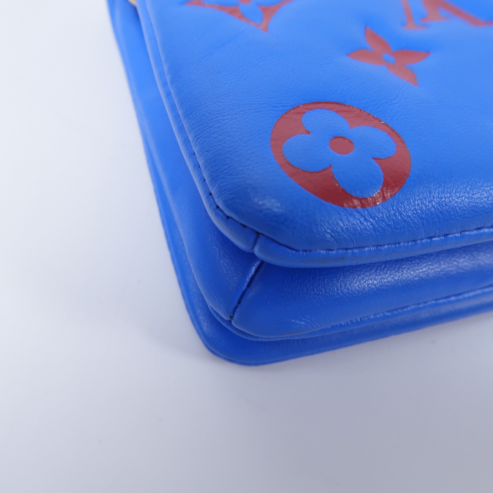 LOUIS VUITTON Monogram Embossed Pochette Coussin鏈帶肩背袋