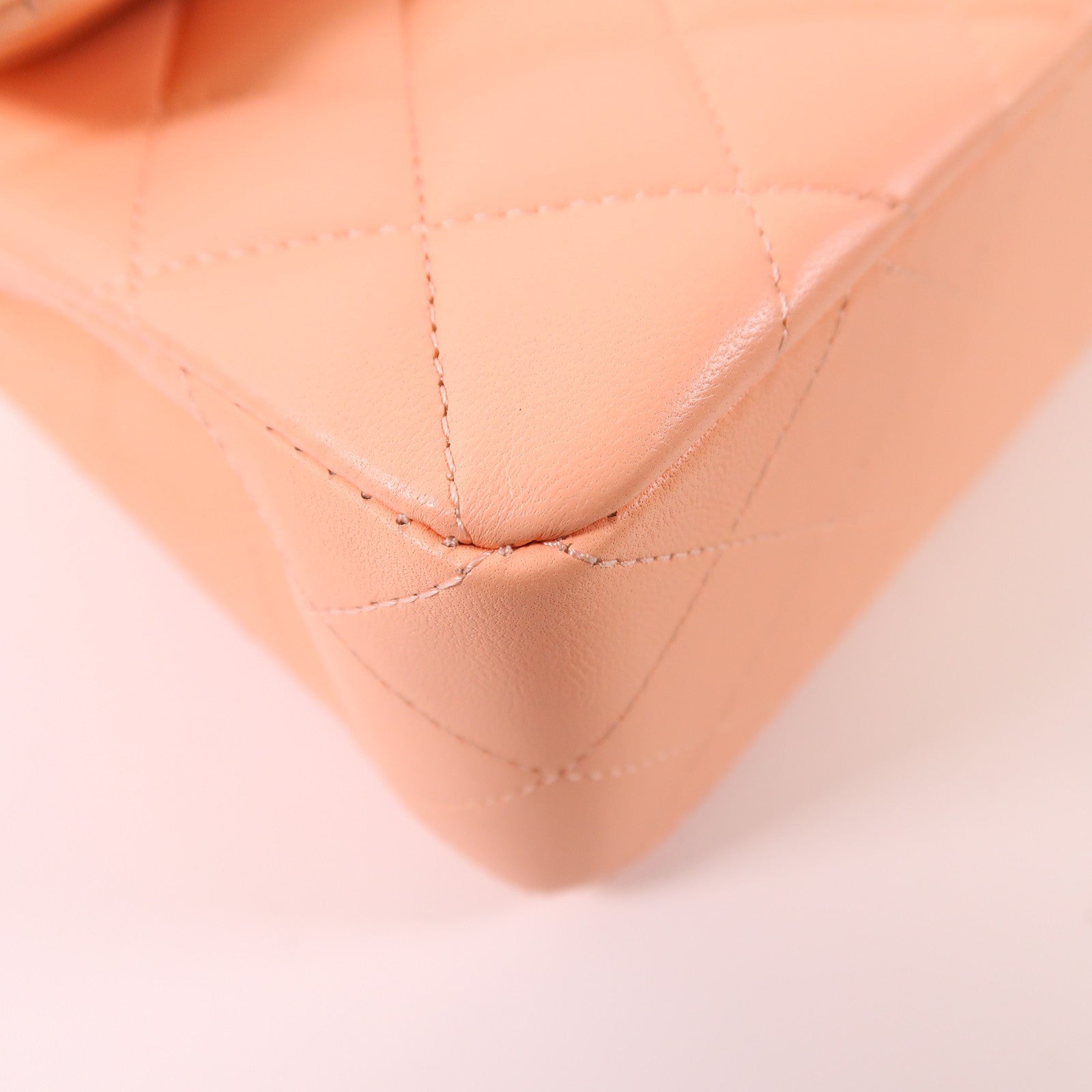 CHANEL 【激減優惠】羊皮皮革Classic 23金扣鏈帶肩背袋