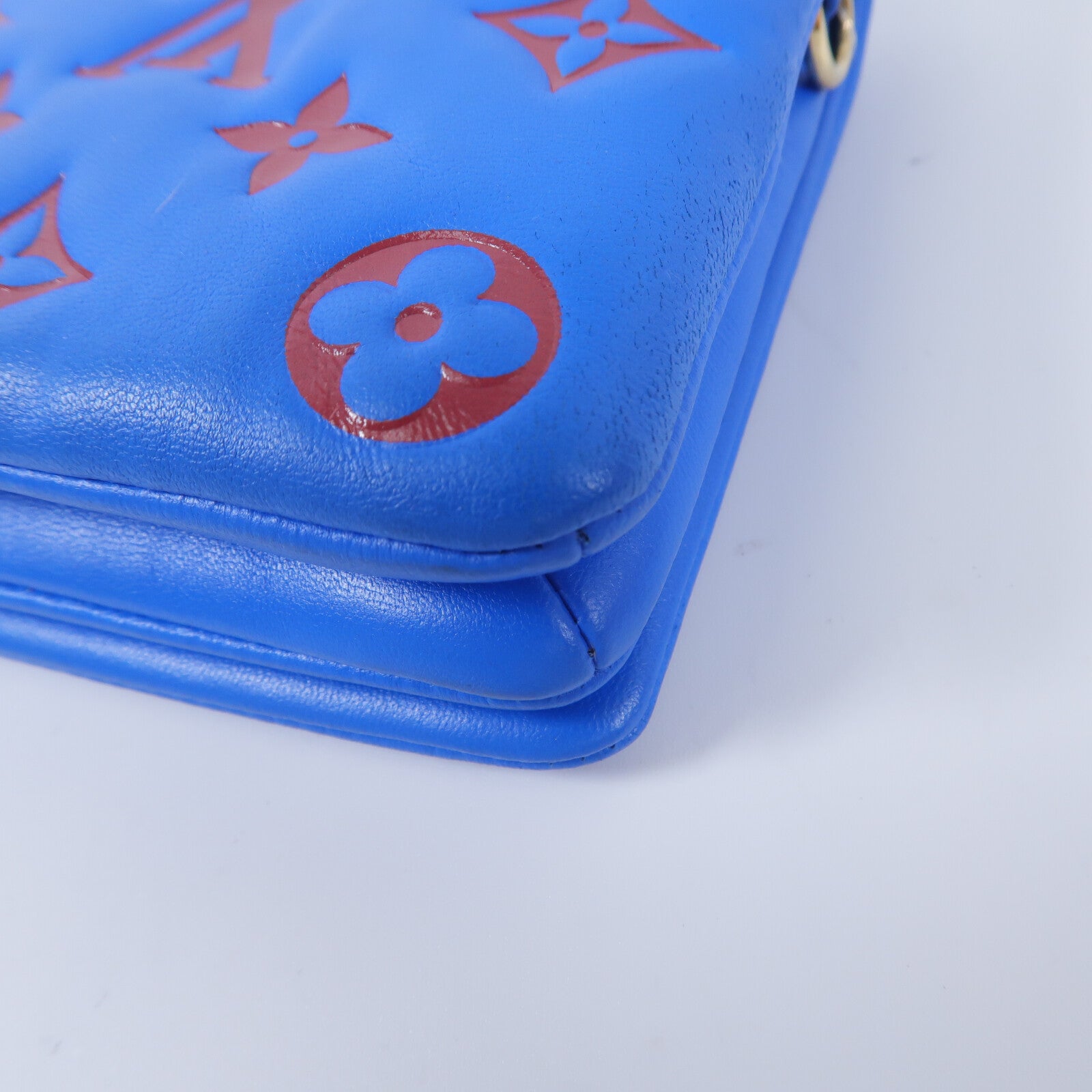 LOUIS VUITTON Monogram Embossed Pochette Coussin鏈帶肩背袋