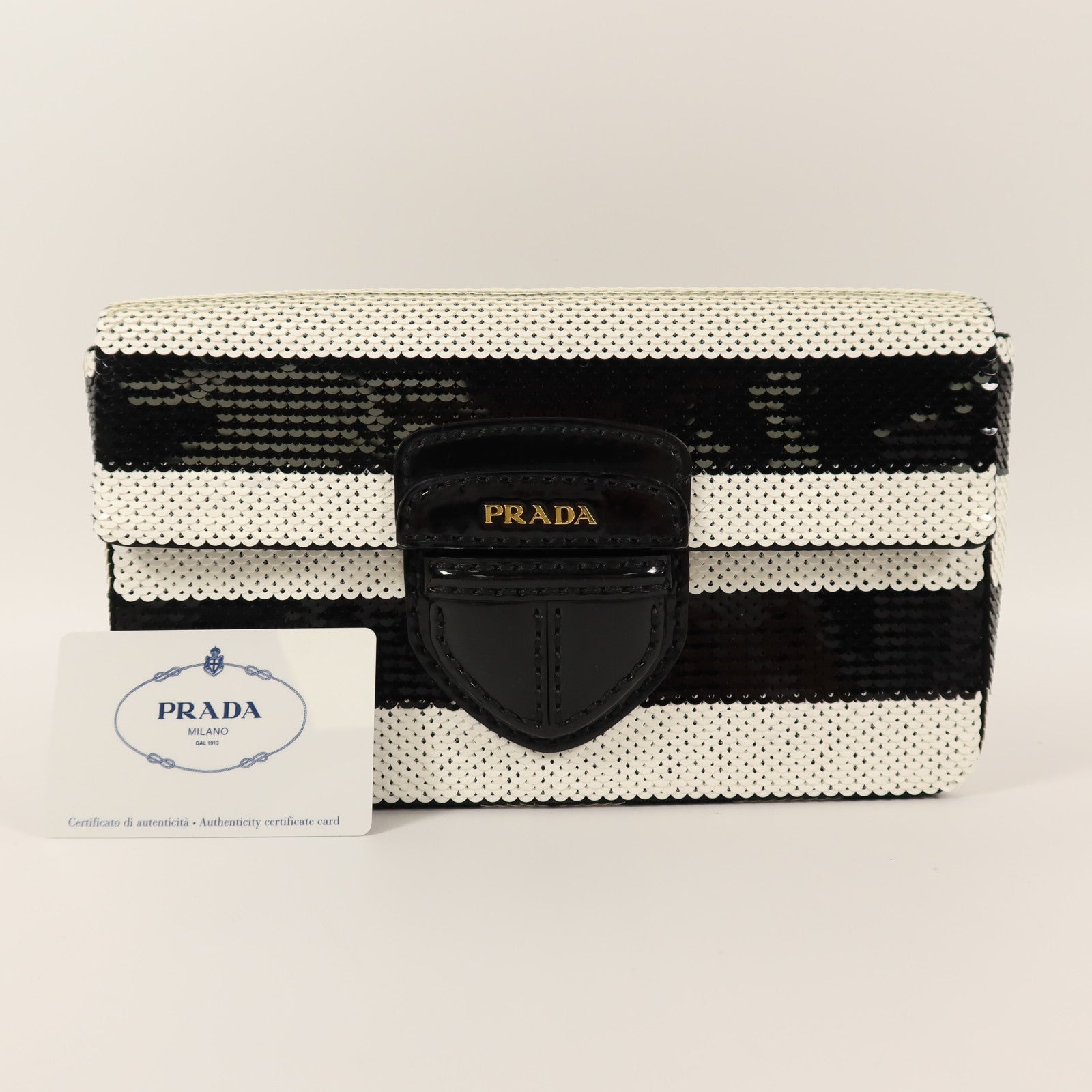 PRADA 珠片Clutch手拿包