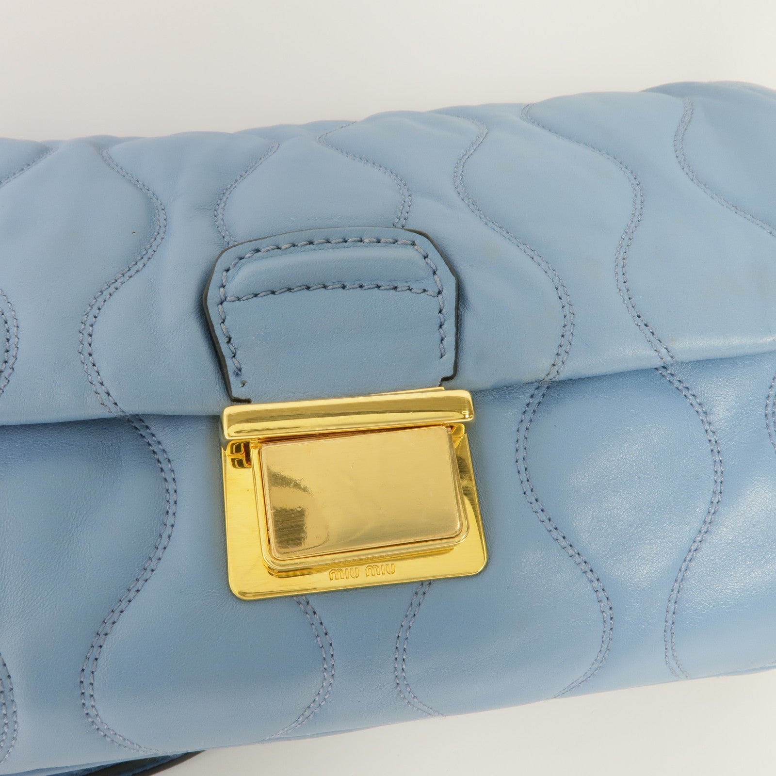 Miu Miu 羊皮皮革Chain Shoulder Bag金扣鏈帶肩背袋