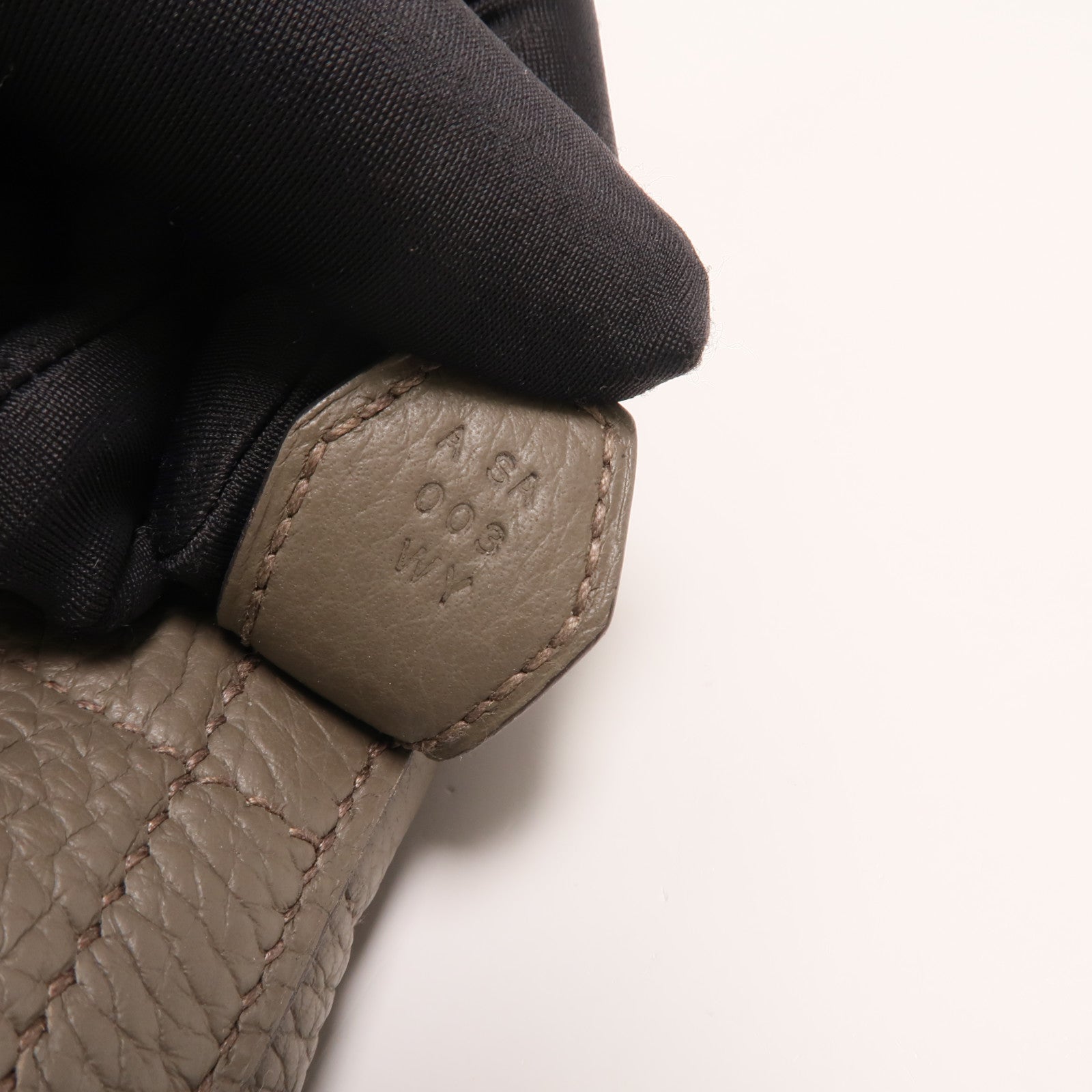 HERMES Togo皮革Bolide 31手挽袋Etain
