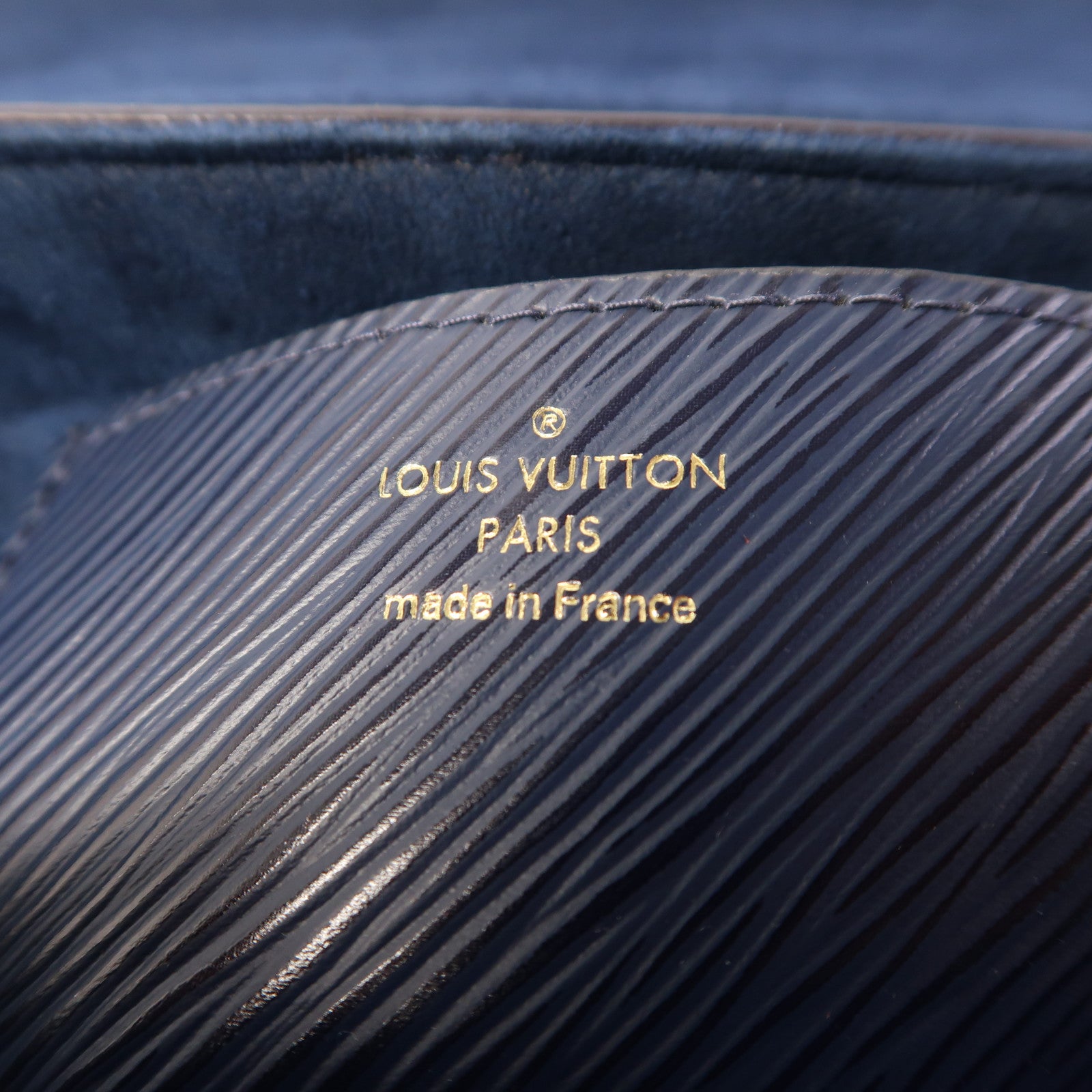 LOUIS VUITTON Epi Twist MM金扣鏈帶肩背袋