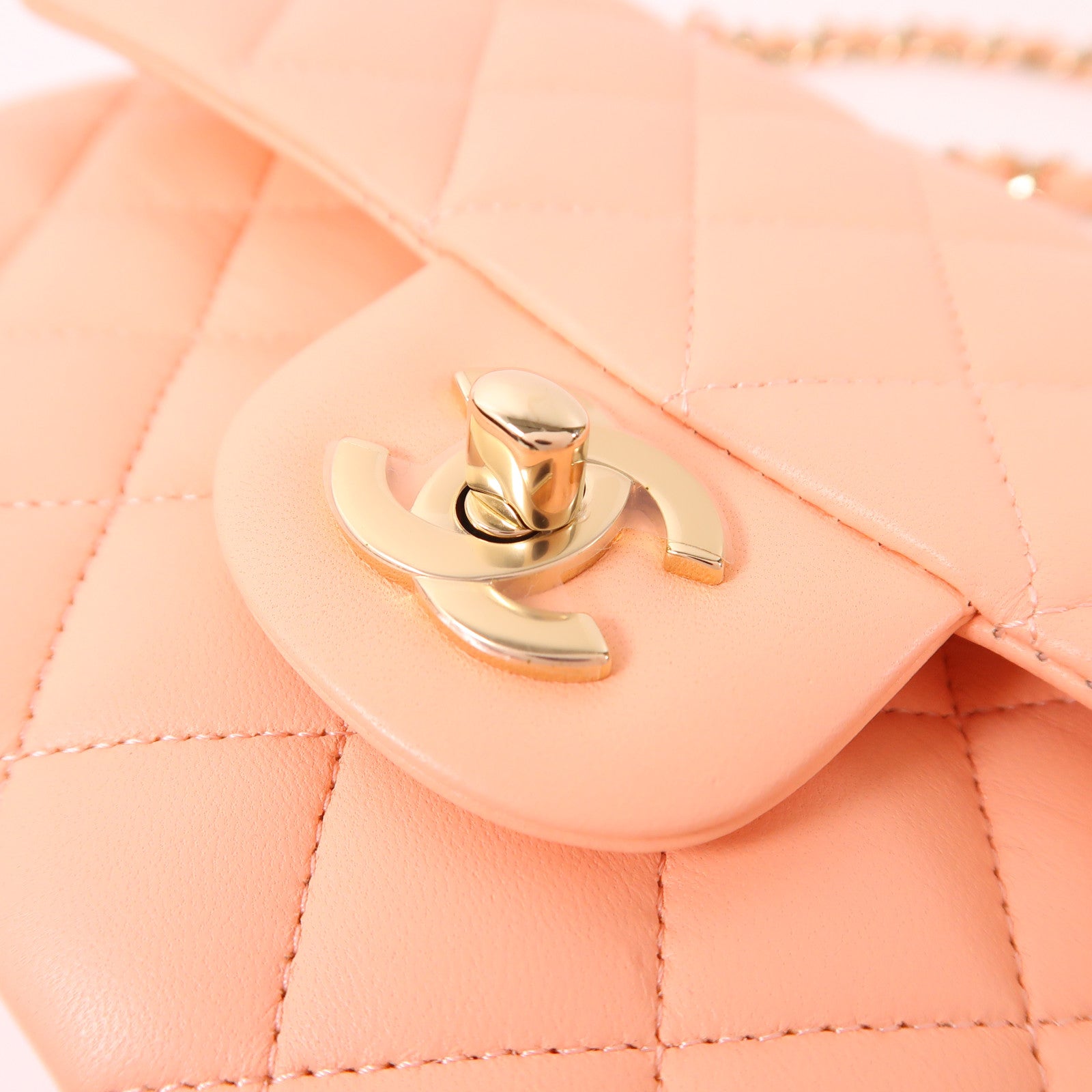 CHANEL 羊皮皮革Classic 23金扣鏈帶肩背袋