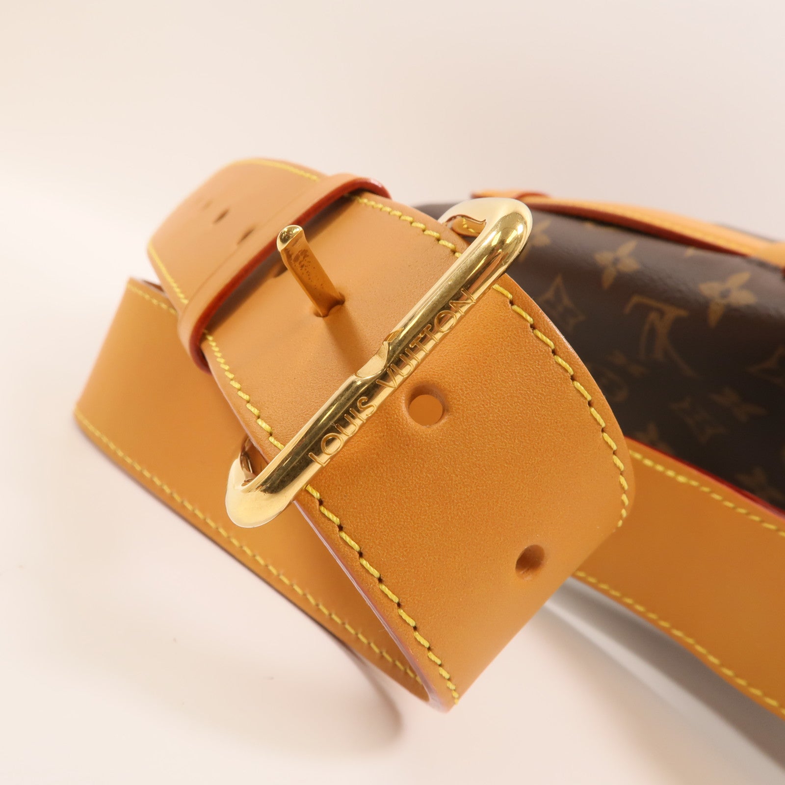LOUIS VUITTON Monogram Rush Bumbag金扣腰包