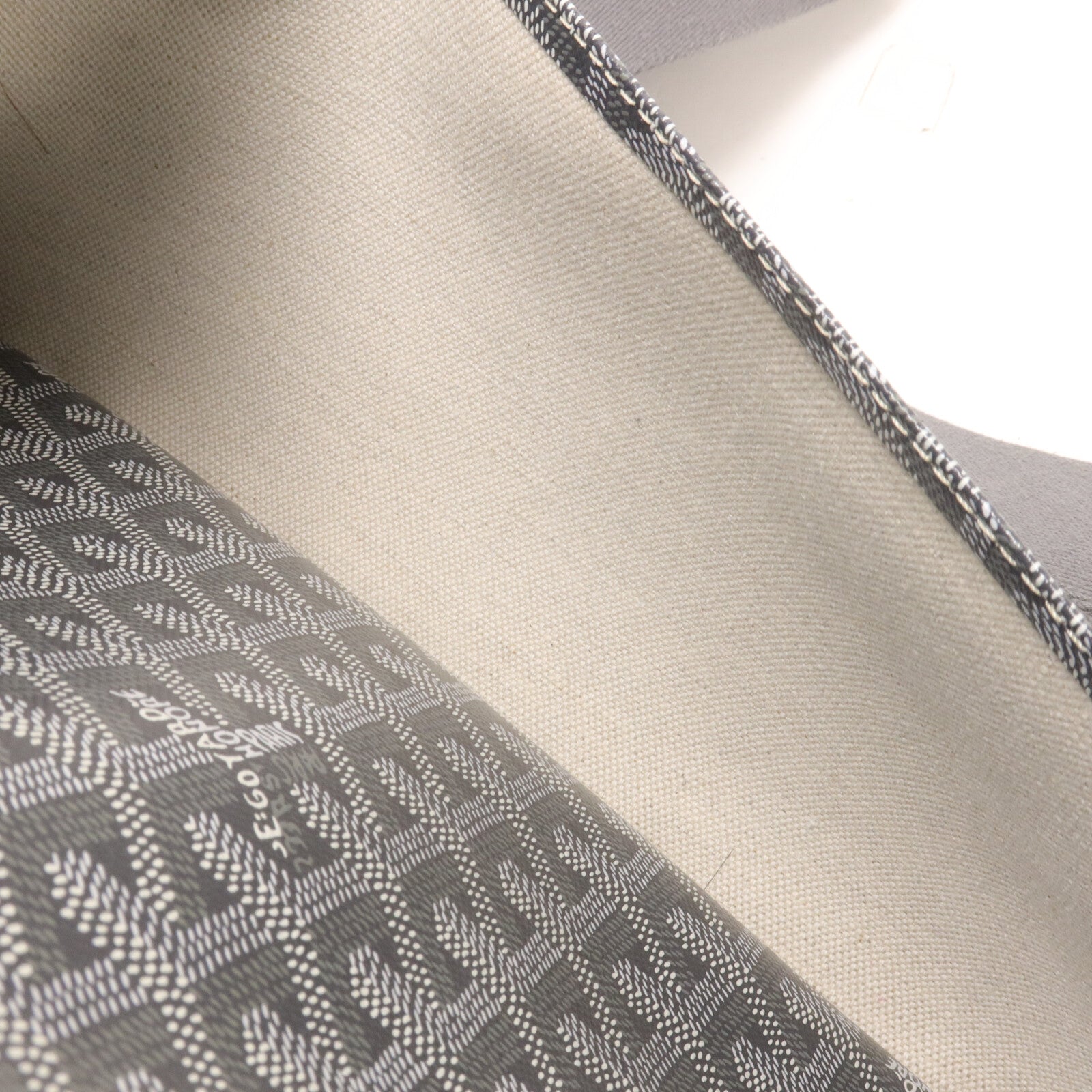 GOYARD 塗層帆布Coursier Messenger肩背袋