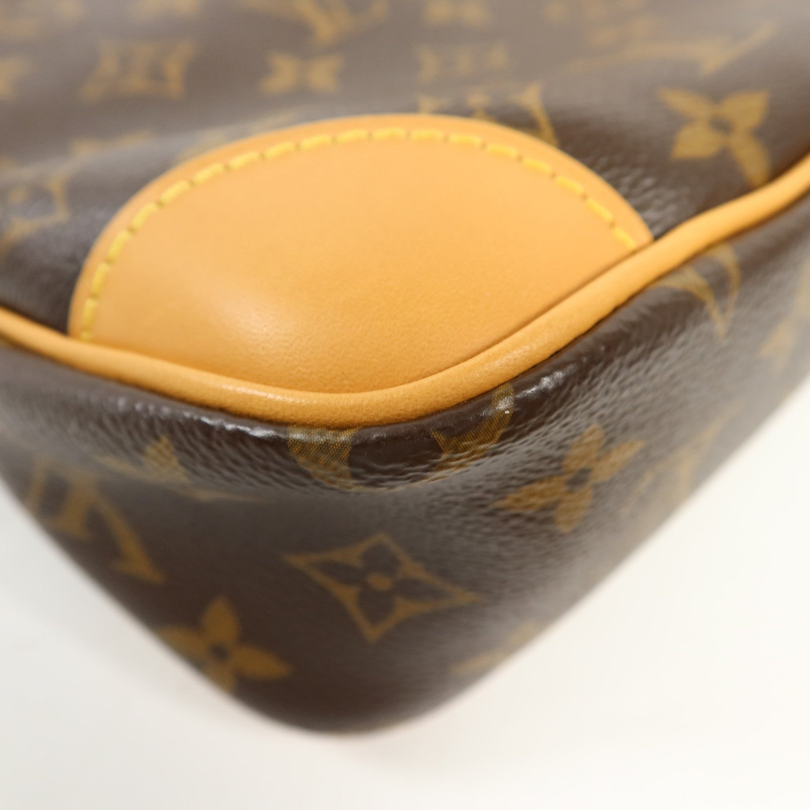 LOUIS VUITTON Monogram Odeon PM金扣手挽袋