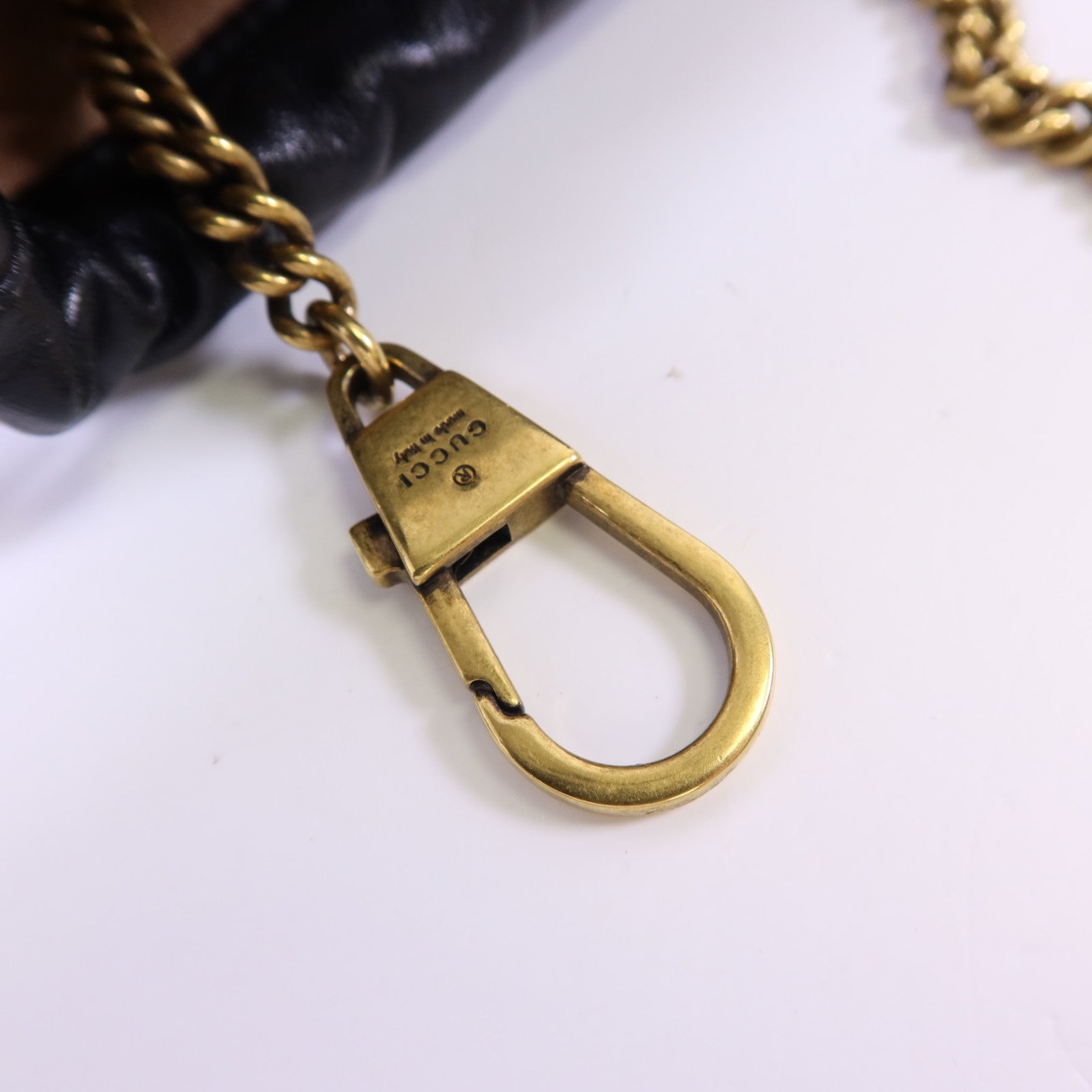 GUCCI 【激減優惠】皮革GG Marmont Bucket金扣鏈帶肩背袋