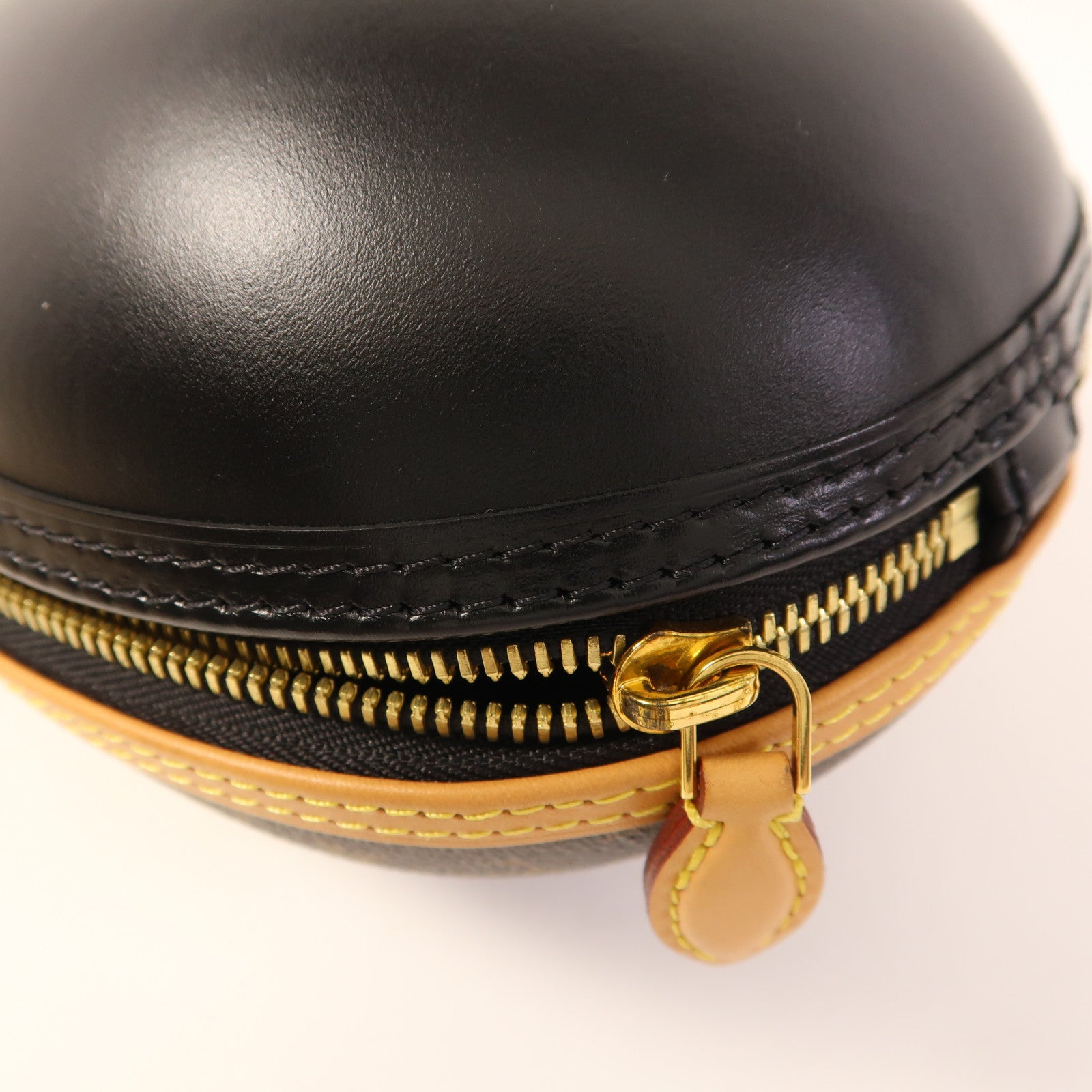 LOUIS VUITTON Monogram Egg Bag金扣手挽肩背兩用袋
