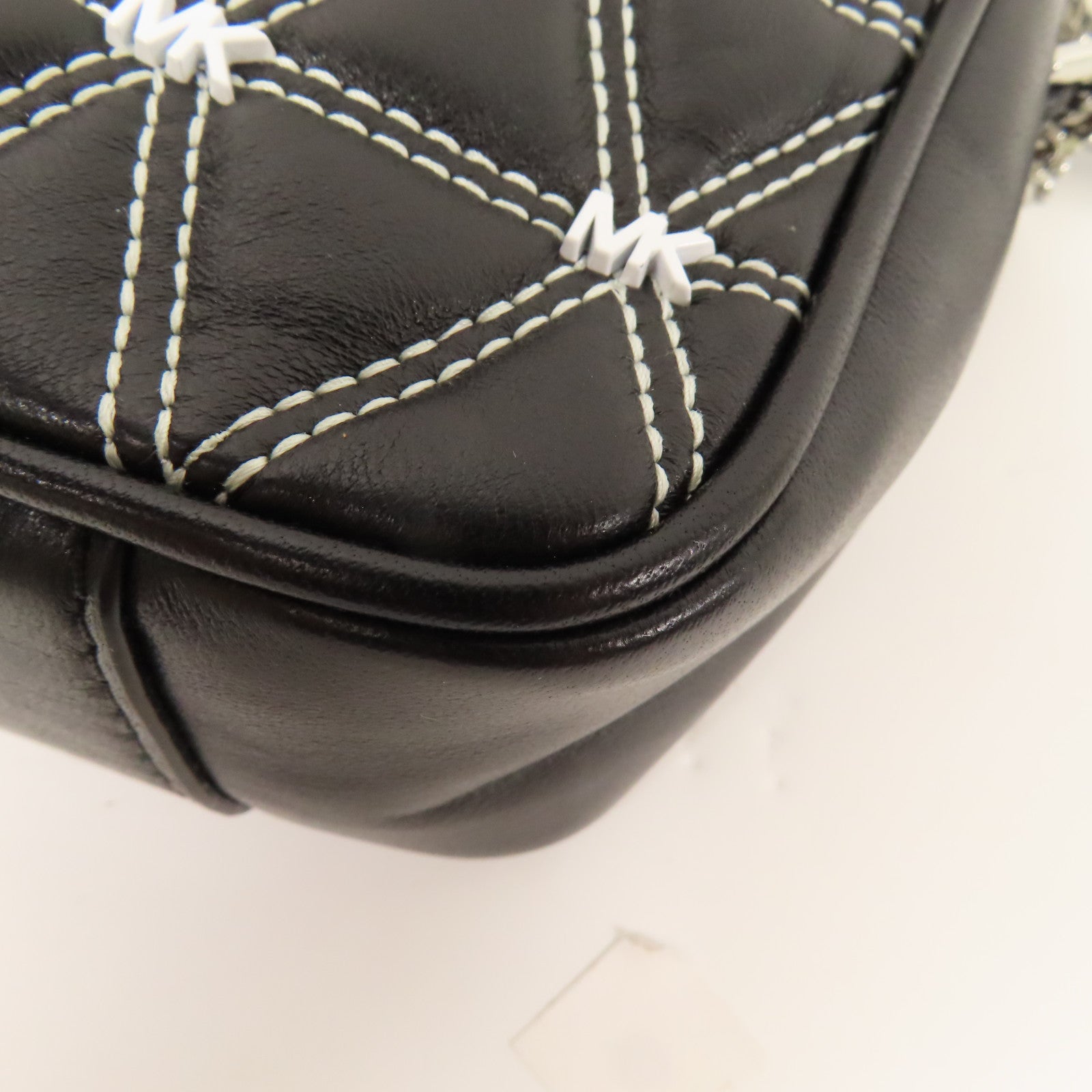 Michael Kors 牛皮皮革Shoulder Bag銀扣肩背袋