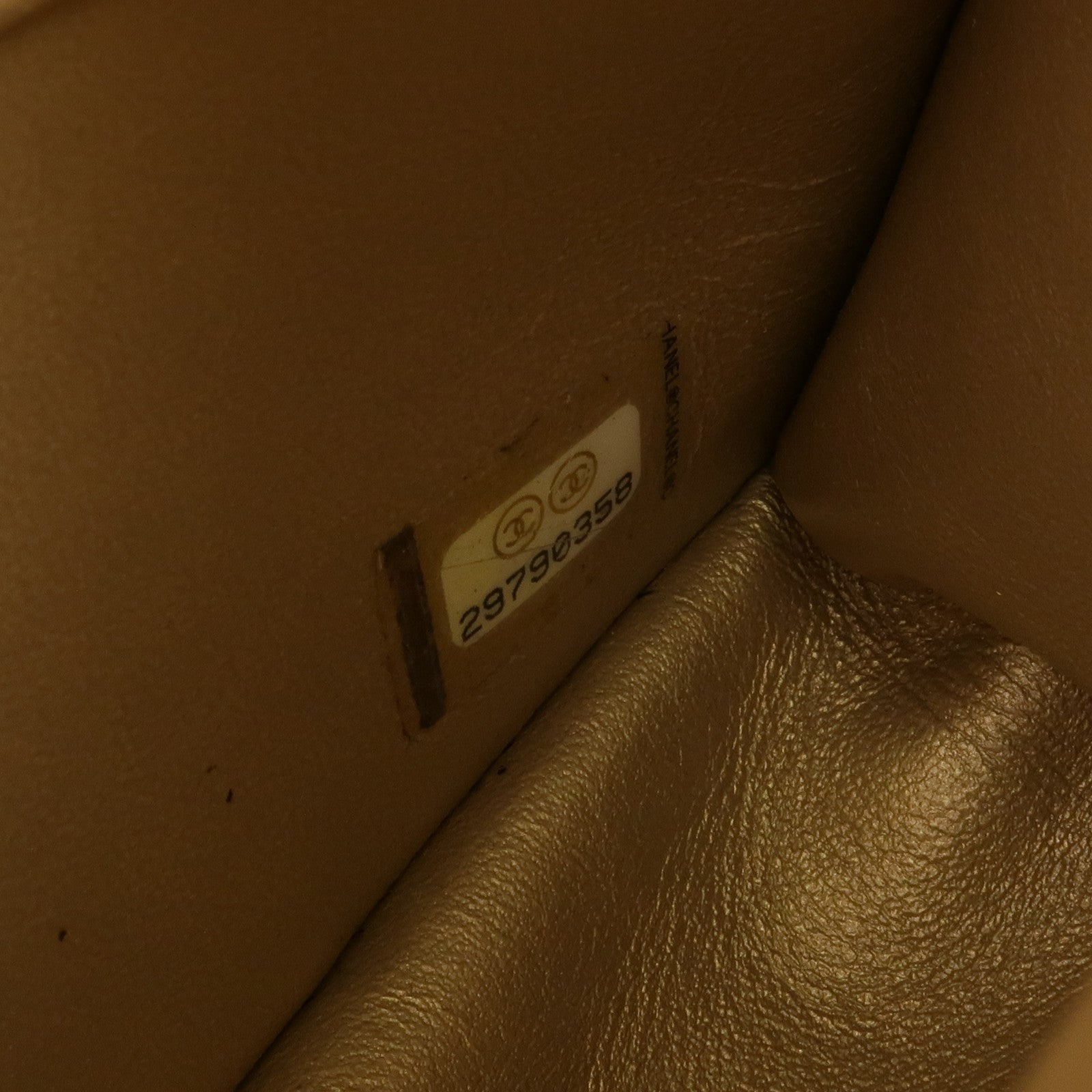 CHANEL 牛皮皮革Chain Shoulder金扣鏈帶肩背袋