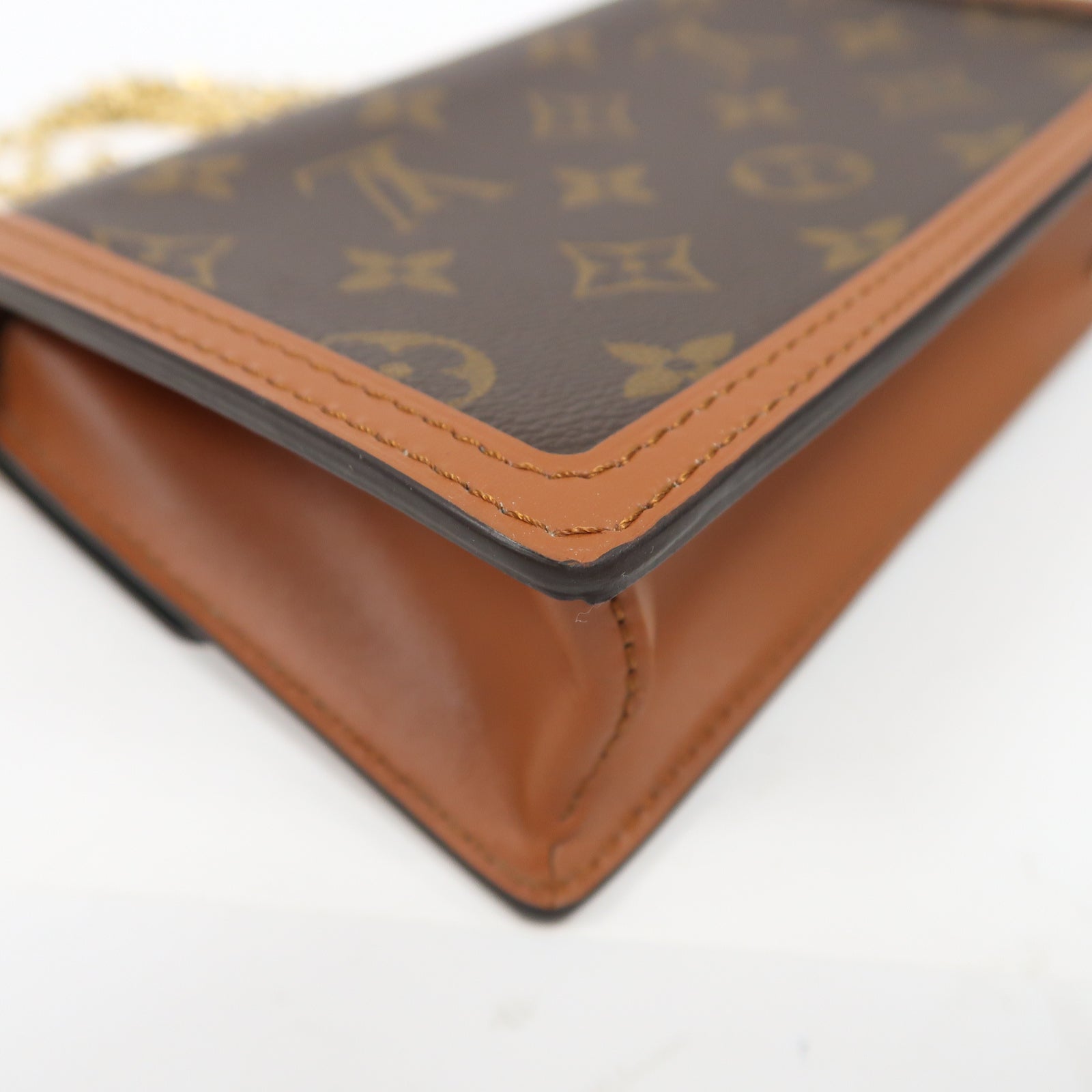 LOUIS VUITTON 【激減優惠】Monogram Dauphine Chain Wallet金扣鏈帶肩背袋啡色