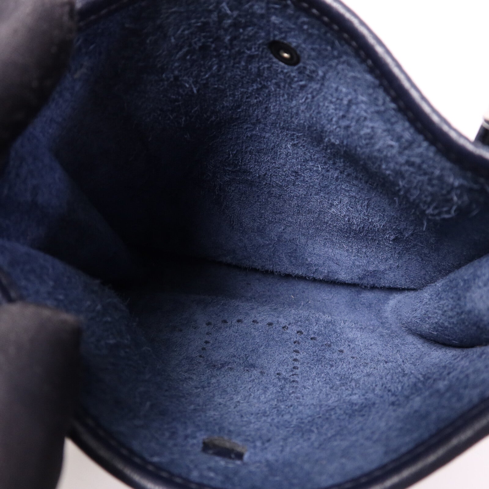 HERMES Clemence皮革Evelyne TPM銀扣肩背袋Bleu Nuit