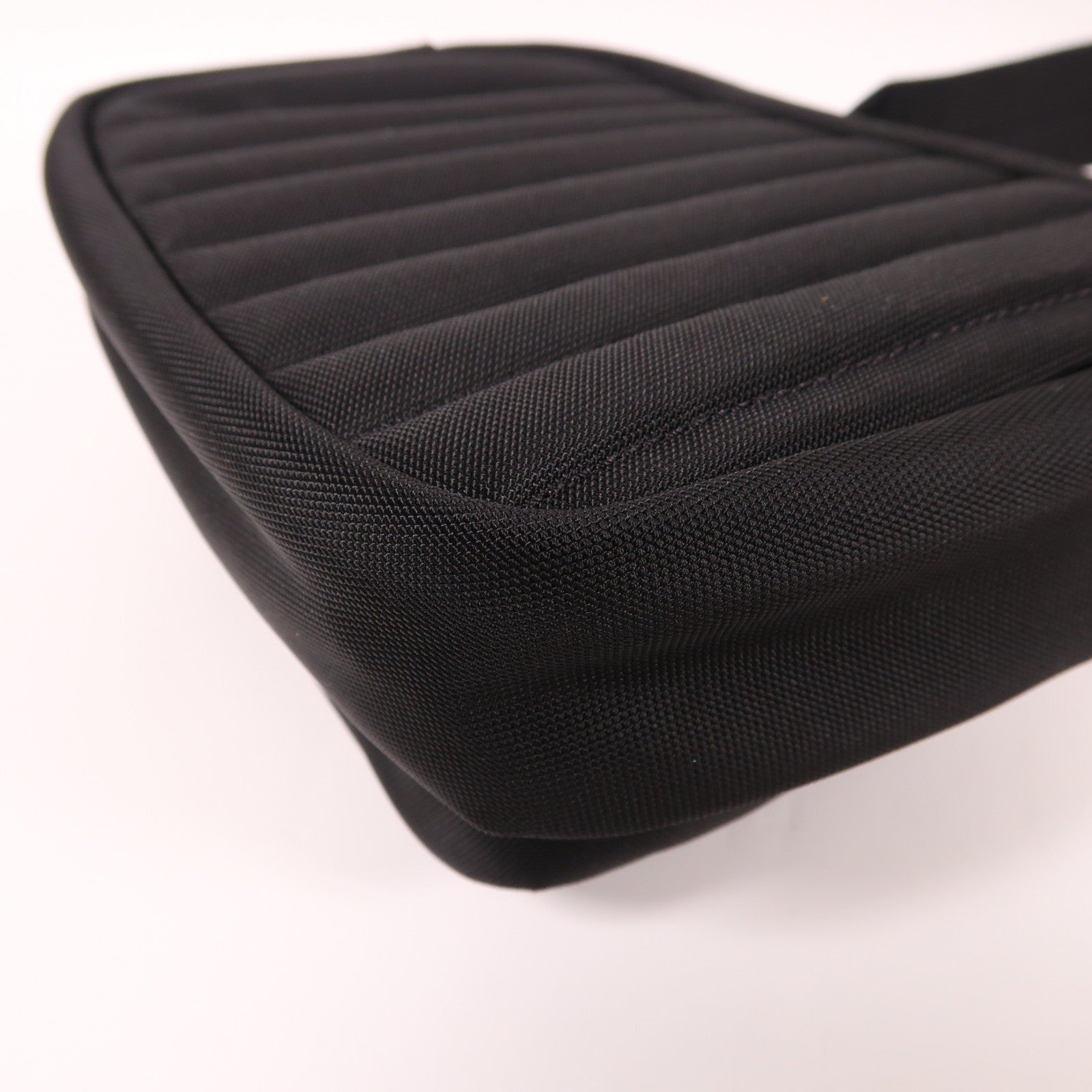 SELECTION 尼龍Shoulder Bag銀扣肩背袋黑色