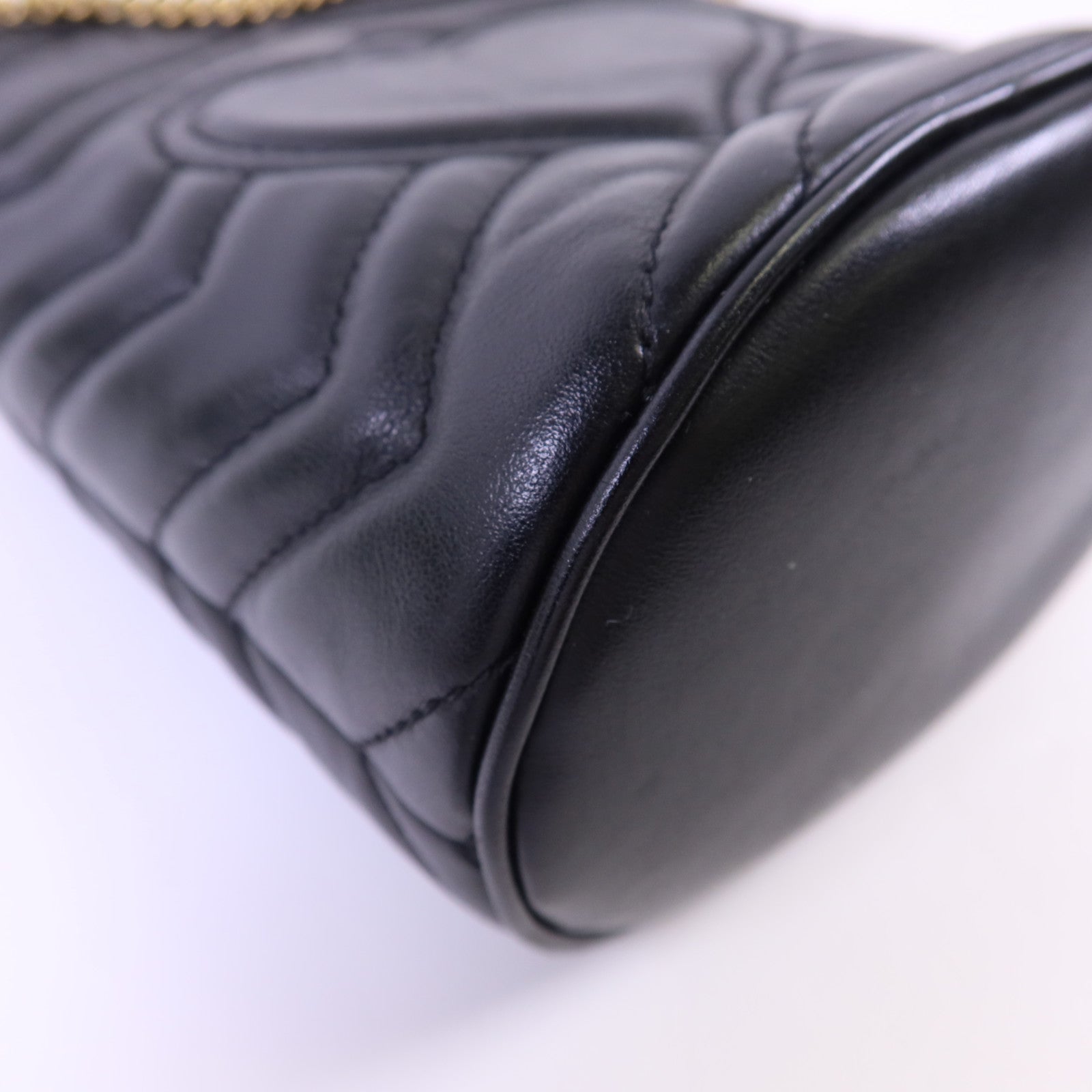 GUCCI 【激減優惠】皮革GG Marmont Bucket金扣鏈帶肩背袋