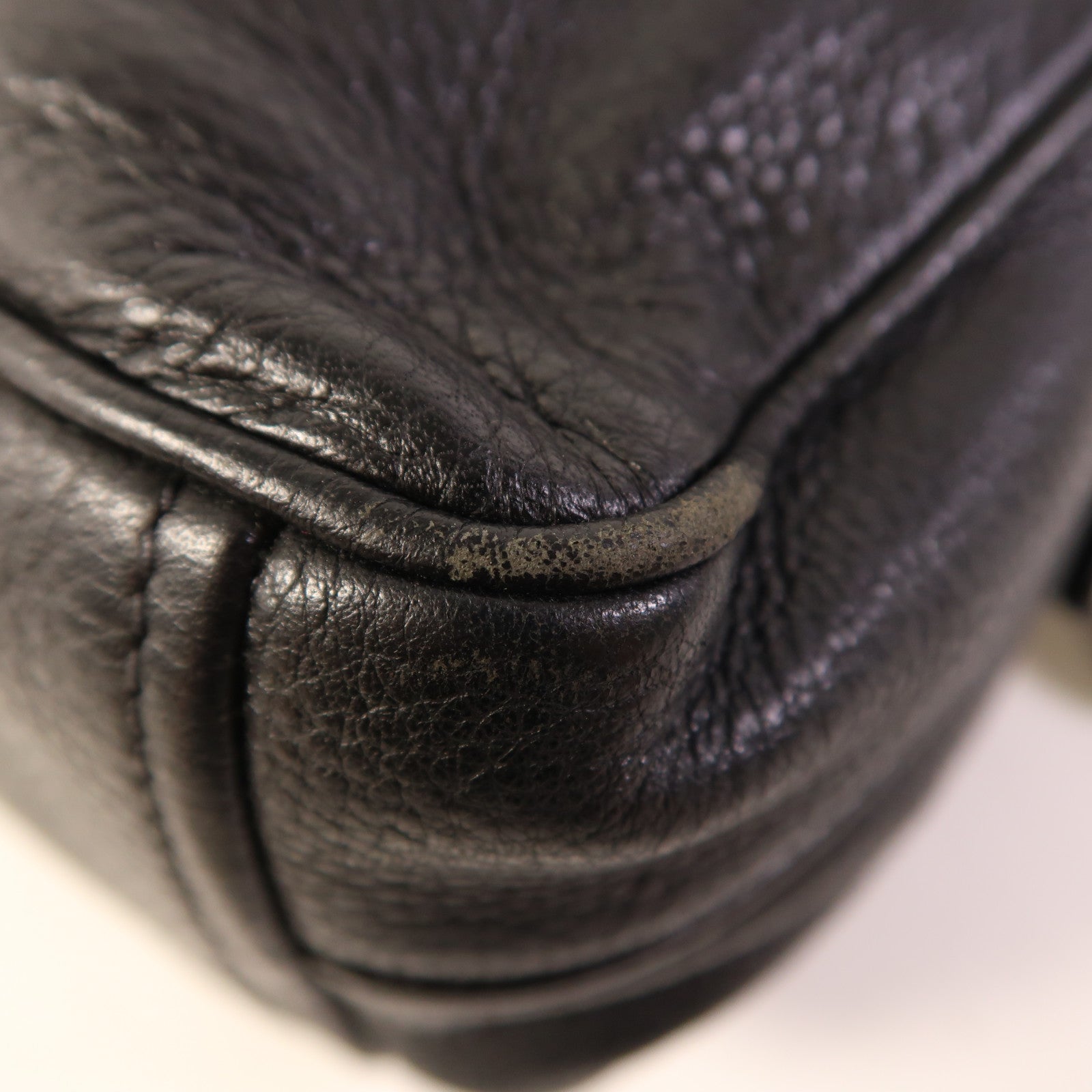 PRADA 牛皮皮革Shoulder Bag金扣肩背袋