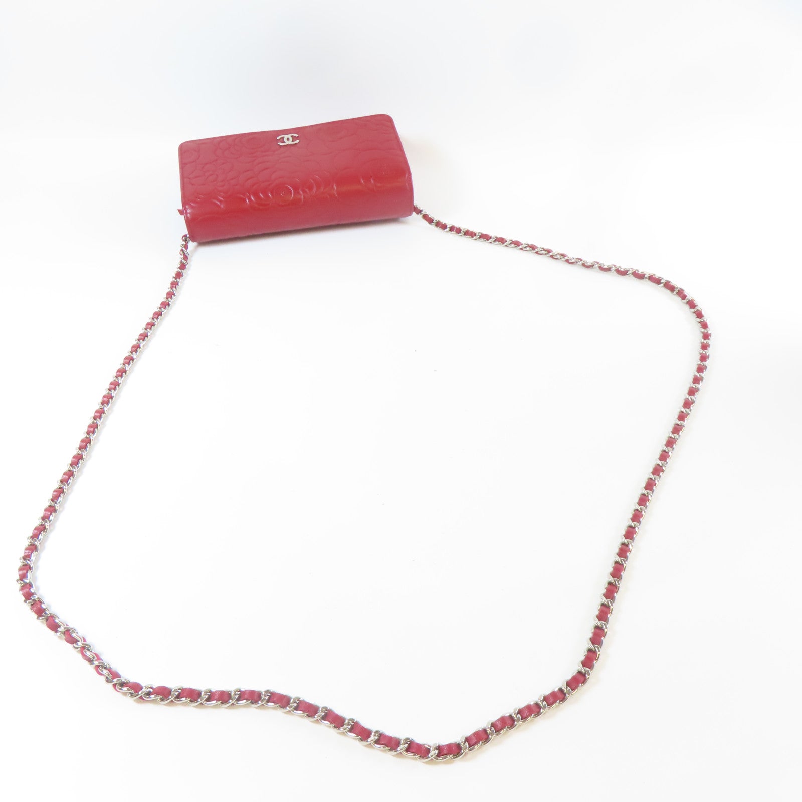 CHANEL 【激減優惠】羊皮皮革Camellia Wallet On Chain銀扣鏈帶肩背袋紅色