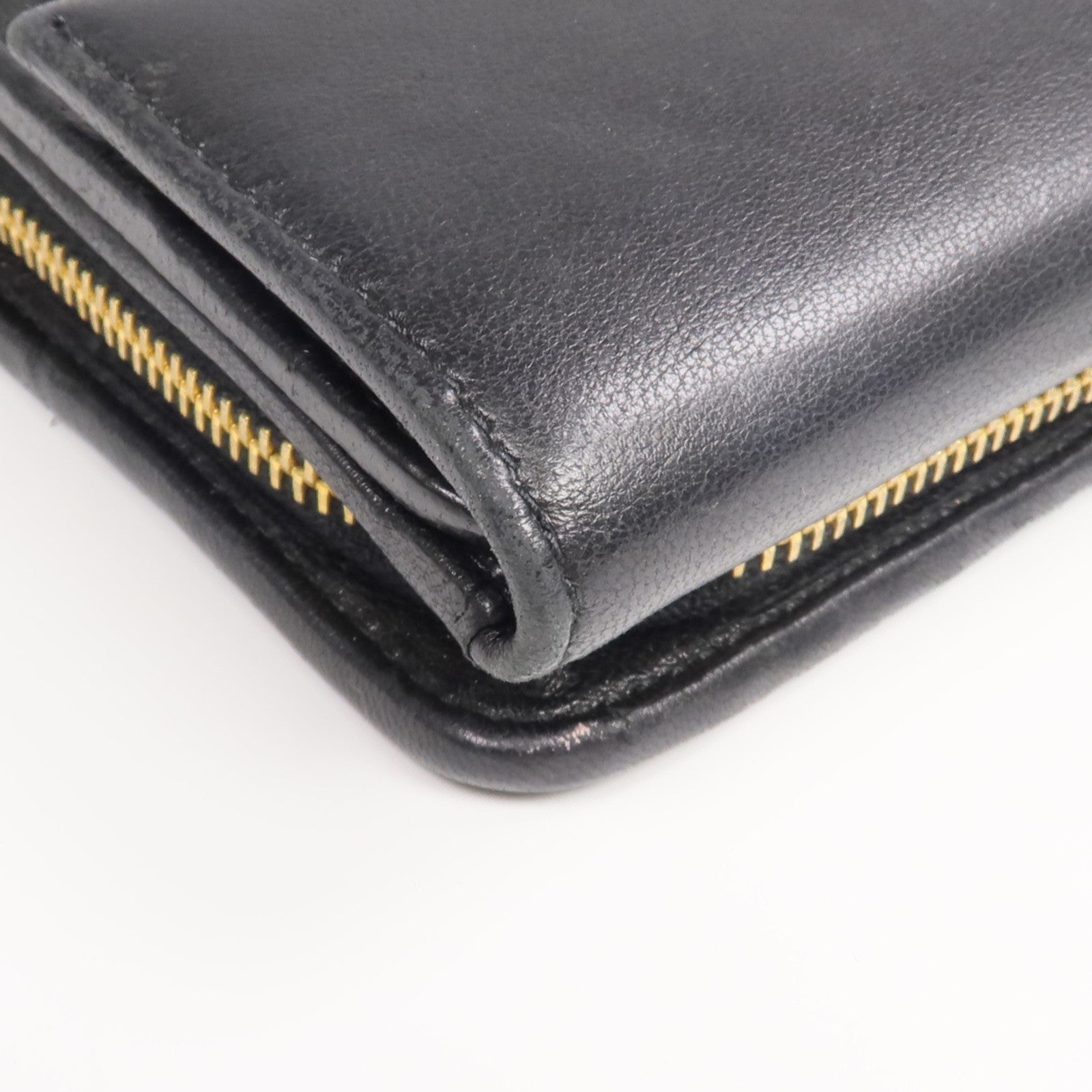 Miu Miu 羊皮皮革Fold Wallet金扣錢包