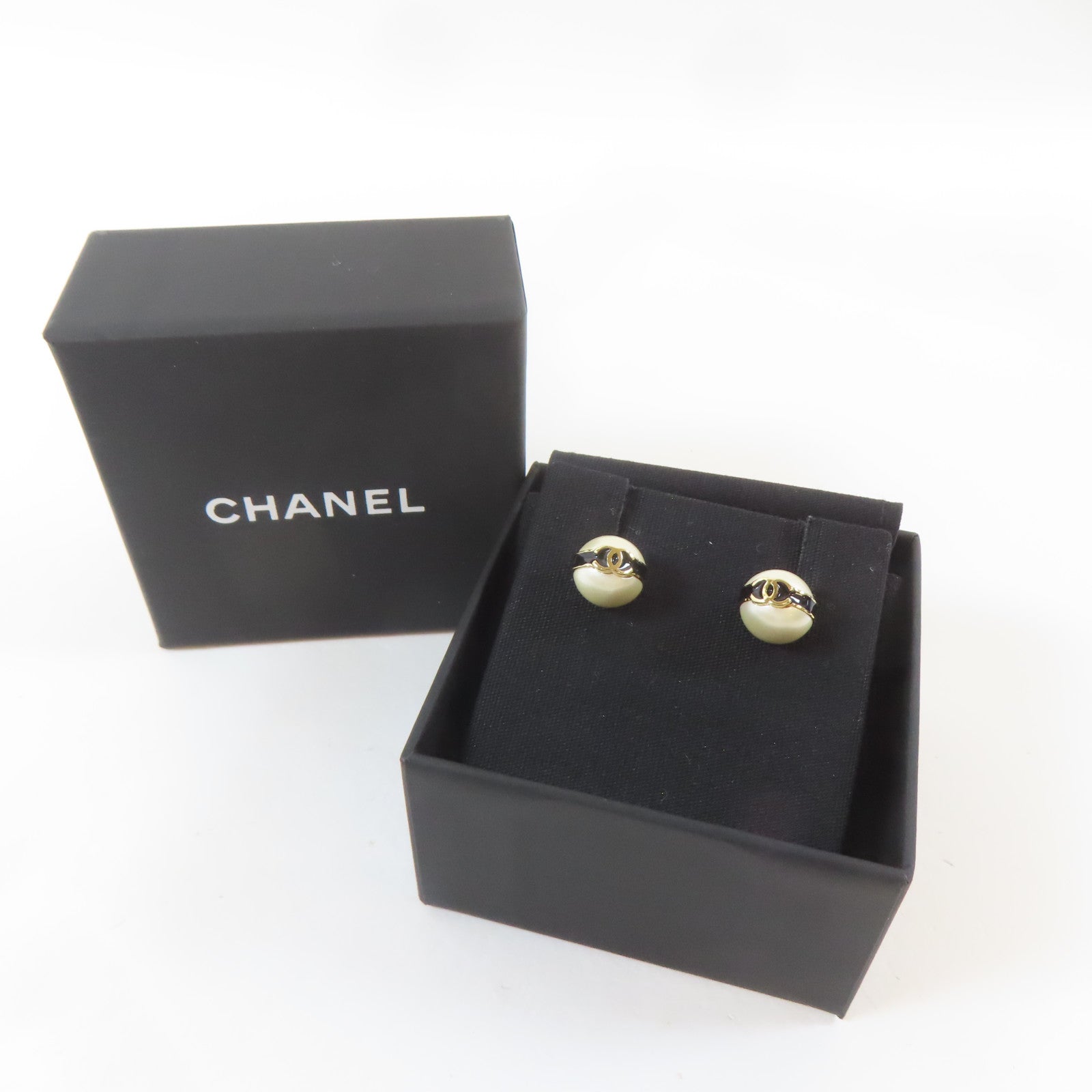 CHANEL 金屬/PVC Pierced Earring耳環黑色/白色