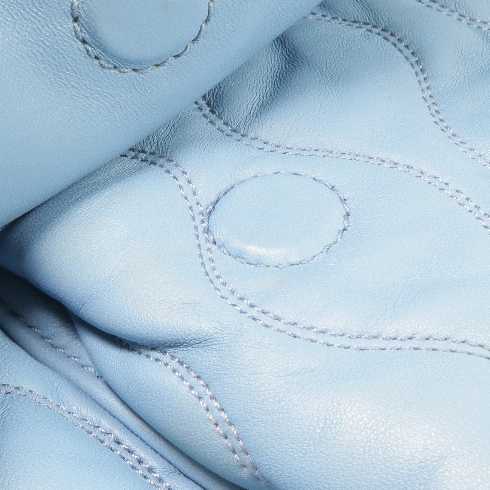 Miu Miu 羊皮皮革Chain Shoulder Bag金扣鏈帶肩背袋