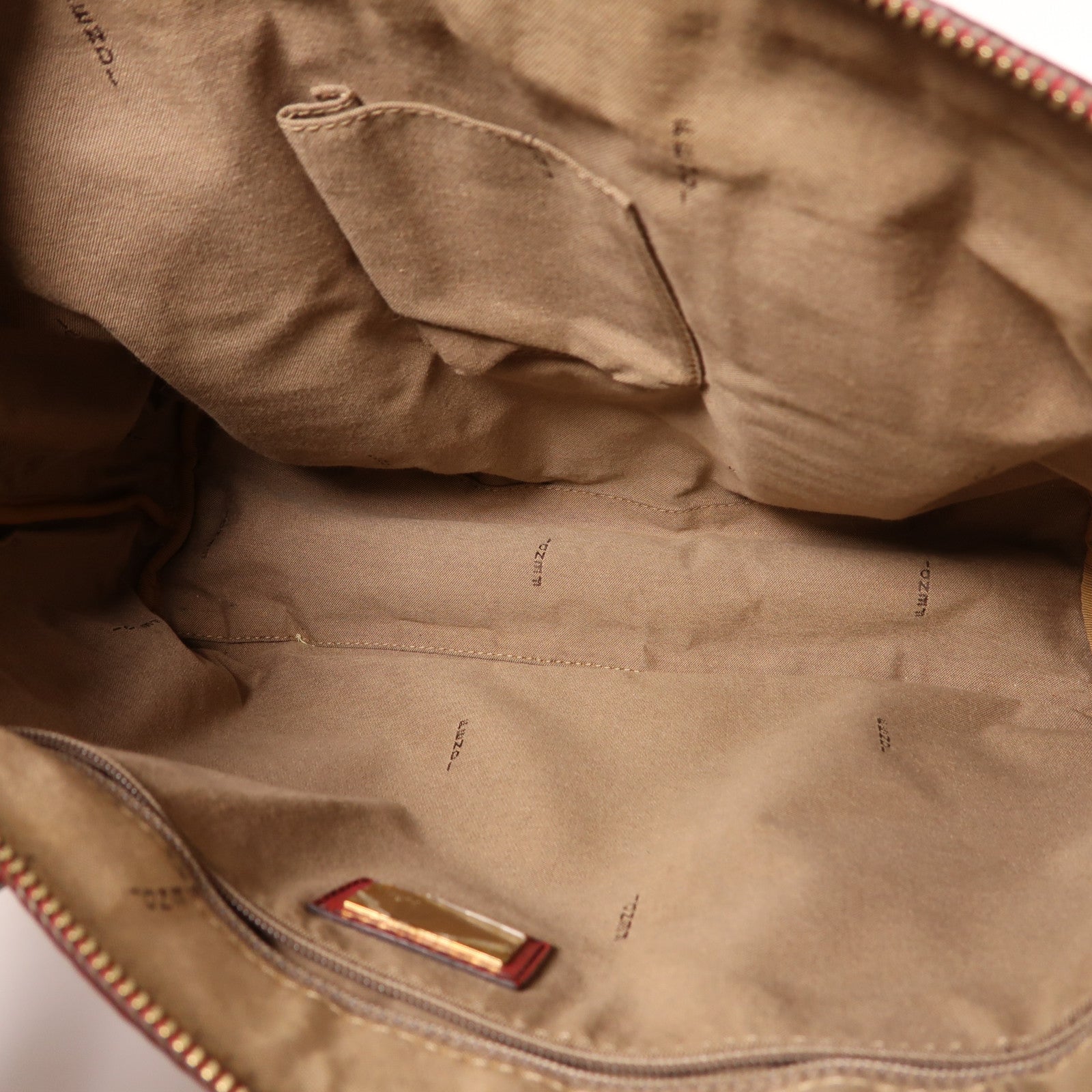 FENDI 帆布Shoulder Bag金扣肩背袋