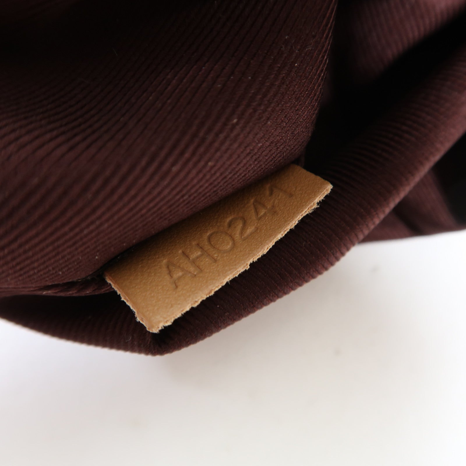 LOUIS VUITTON Monogram Odeon PM金扣手挽袋