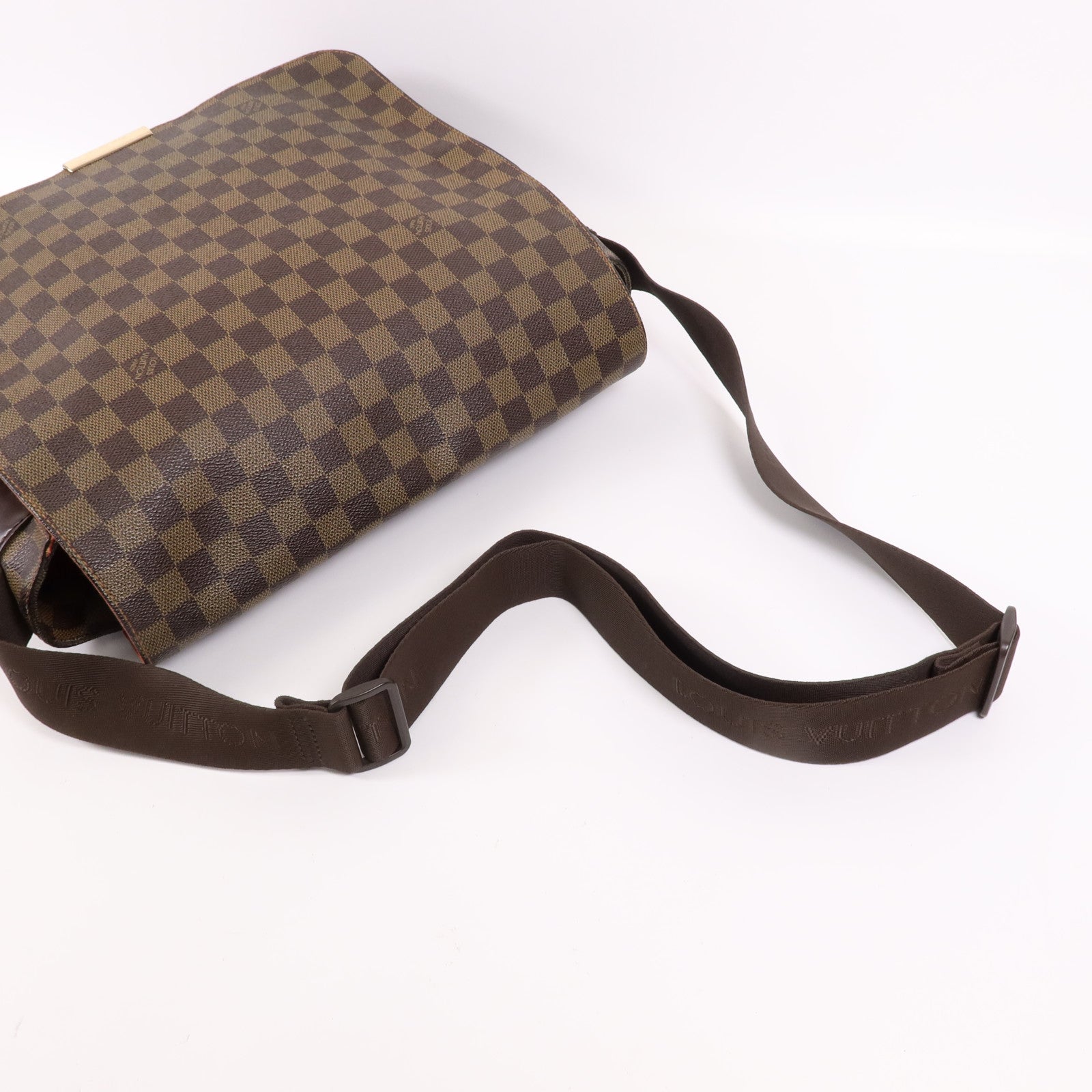 LOUIS VUITTON Damier Bastille金扣肩背袋
