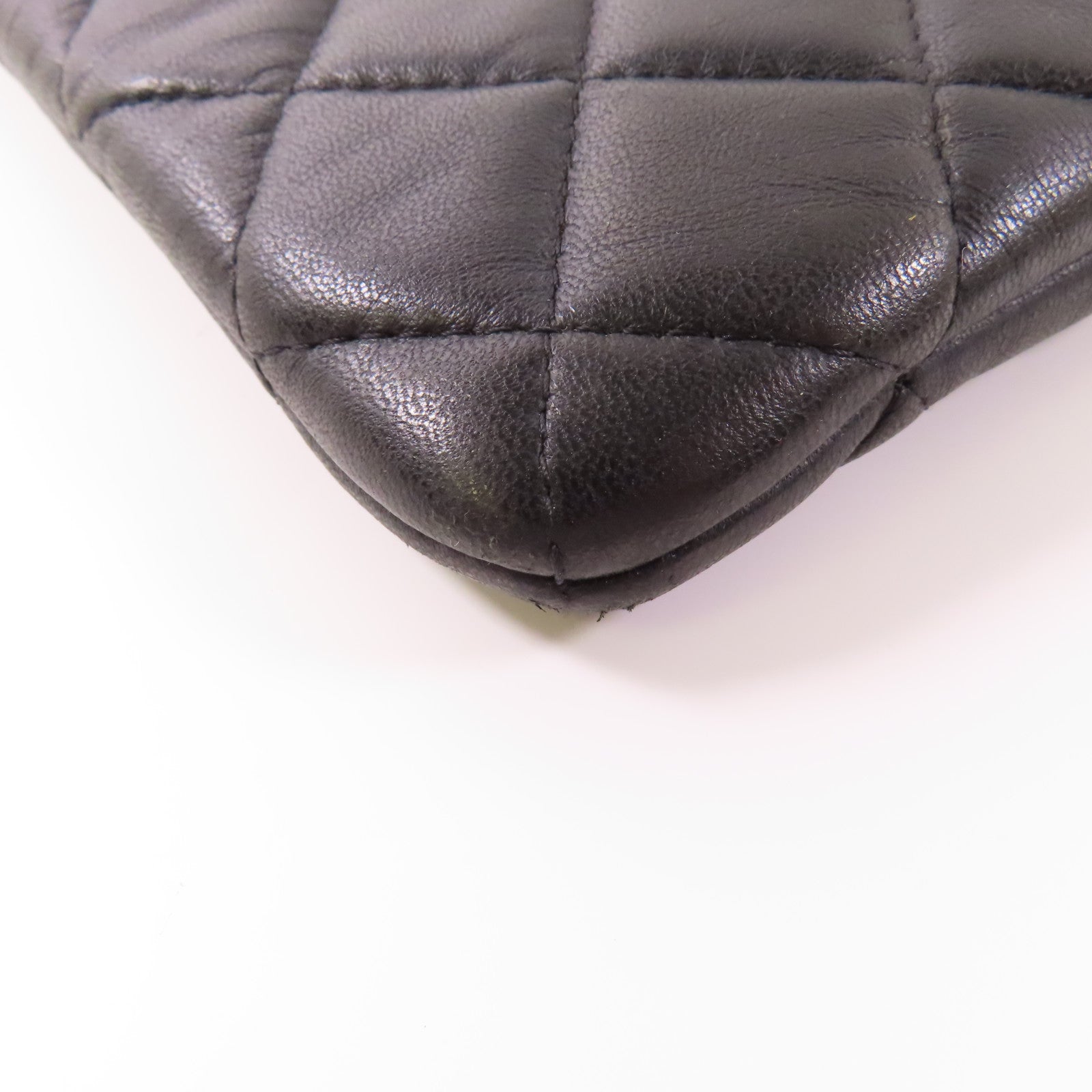 CHANEL 牛皮皮革Pouch金扣手拿包