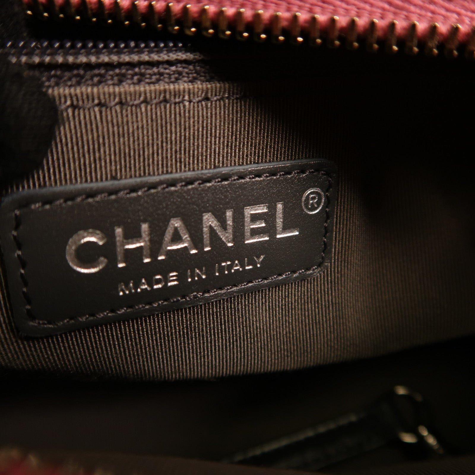 CHANEL 牛皮皮革Small Gabrielle鏈帶肩背袋