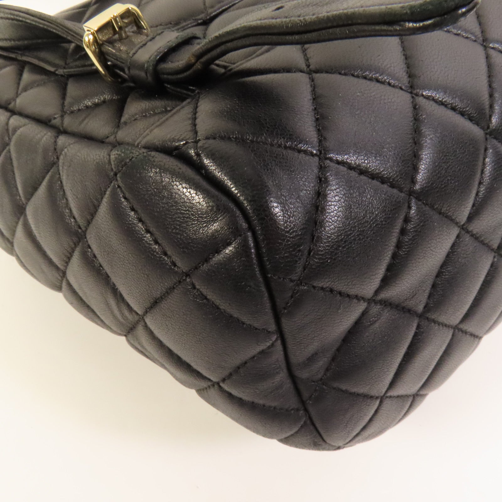 CHANEL 【激減優惠】羊皮皮革Backpack金扣背包