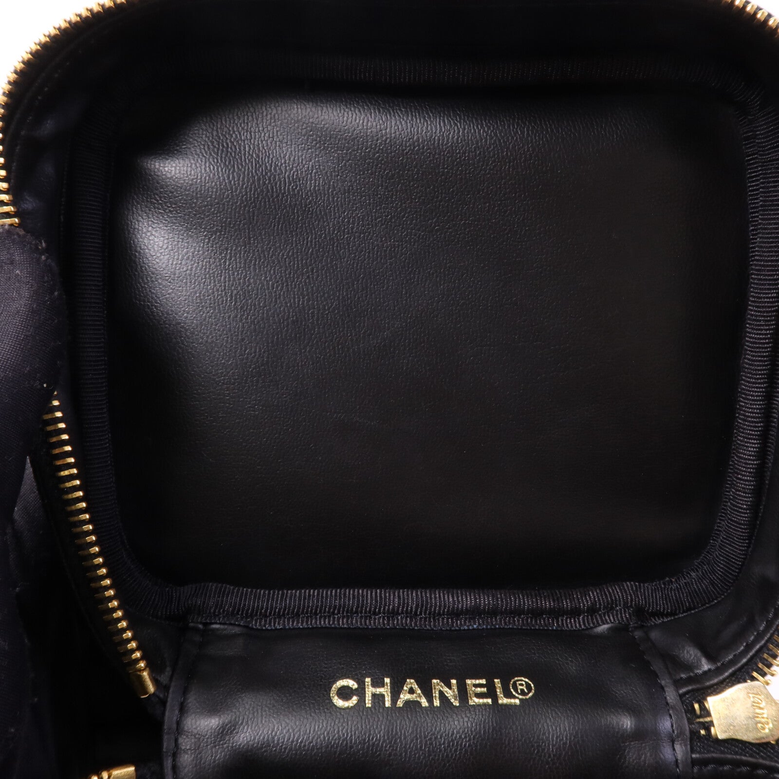 CHANEL 牛皮皮革Vintage Vanity Case金扣手挽袋
