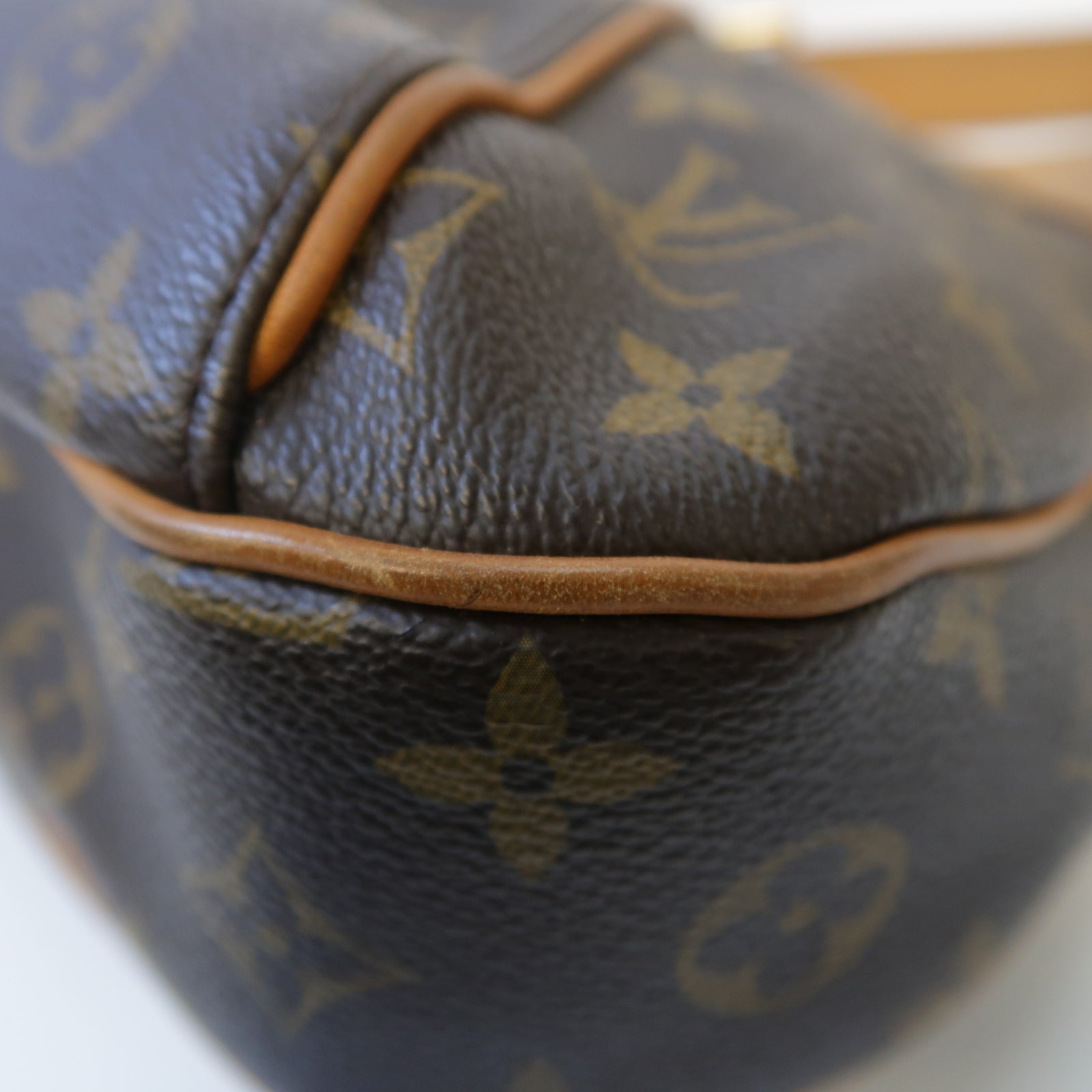 LOUIS VUITTON 【激減優惠】Monogram Thames GM金扣肩背袋啡色