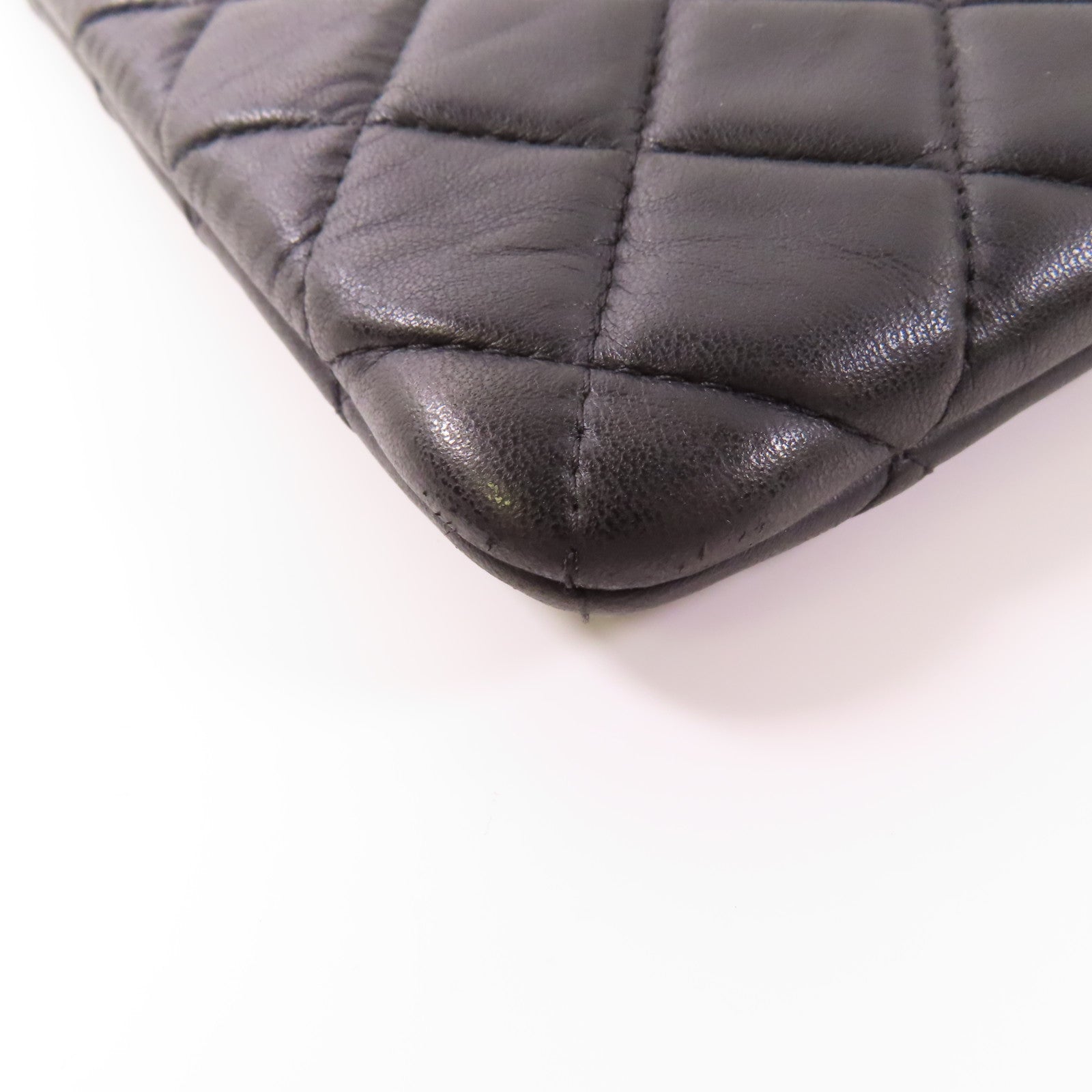 CHANEL 牛皮皮革Pouch金扣手拿包
