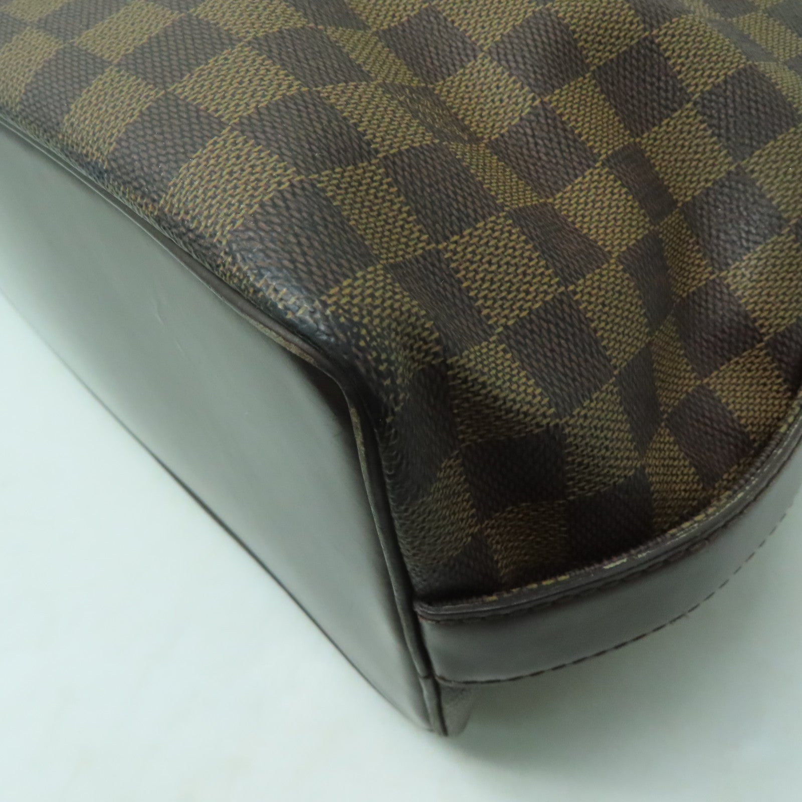 LOUIS VUITTON **【激減優惠】Damier Chelsea金扣肩背袋啡色